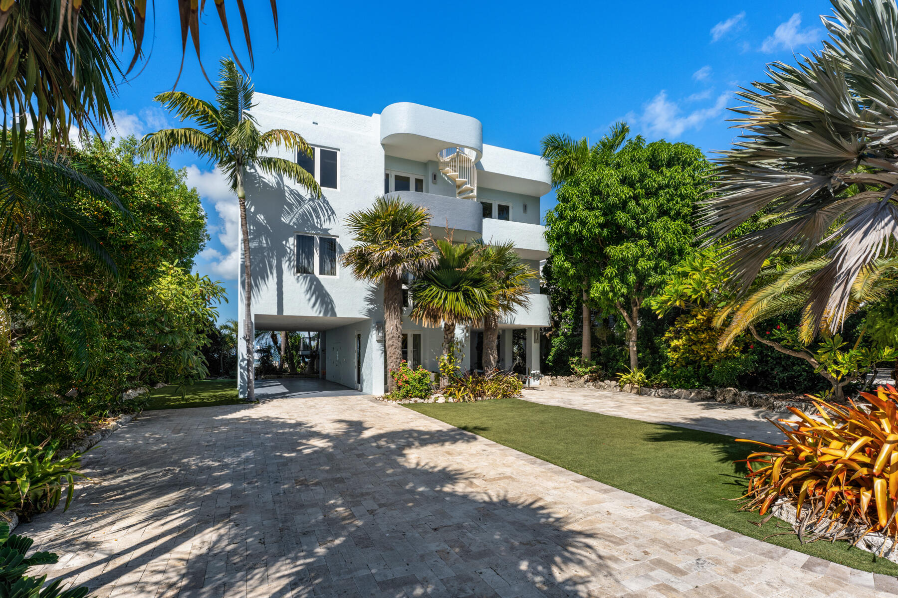 144 N Rolling Hill Road