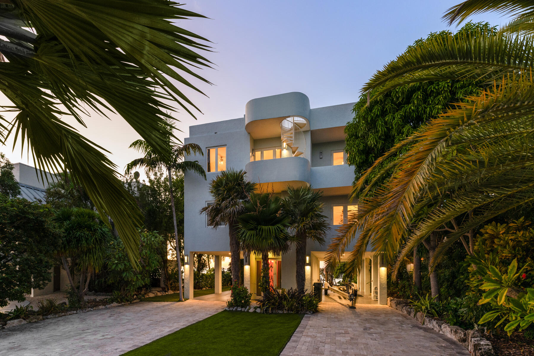 144 N Rolling Hill Road