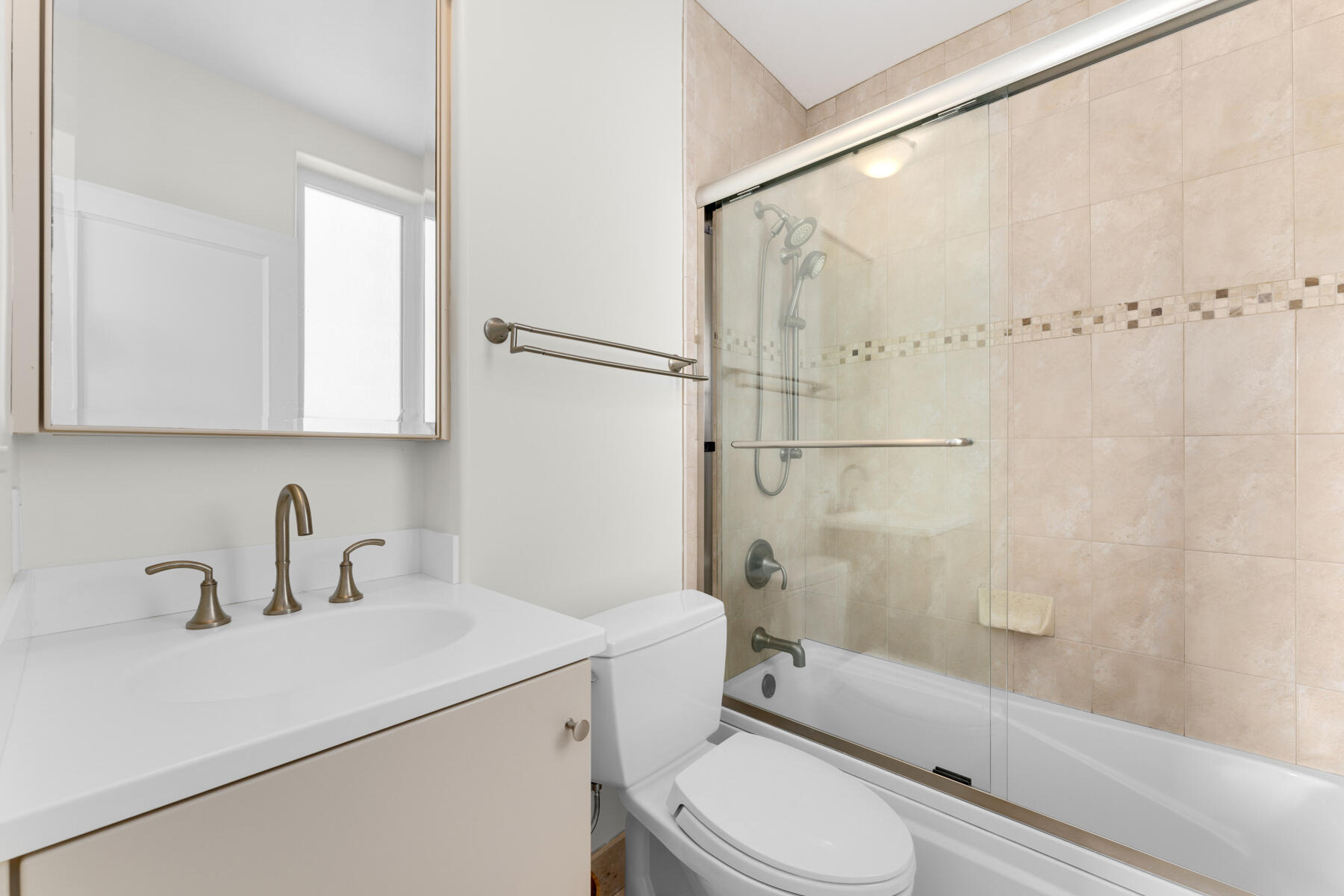 144 N Rolling Hill Road