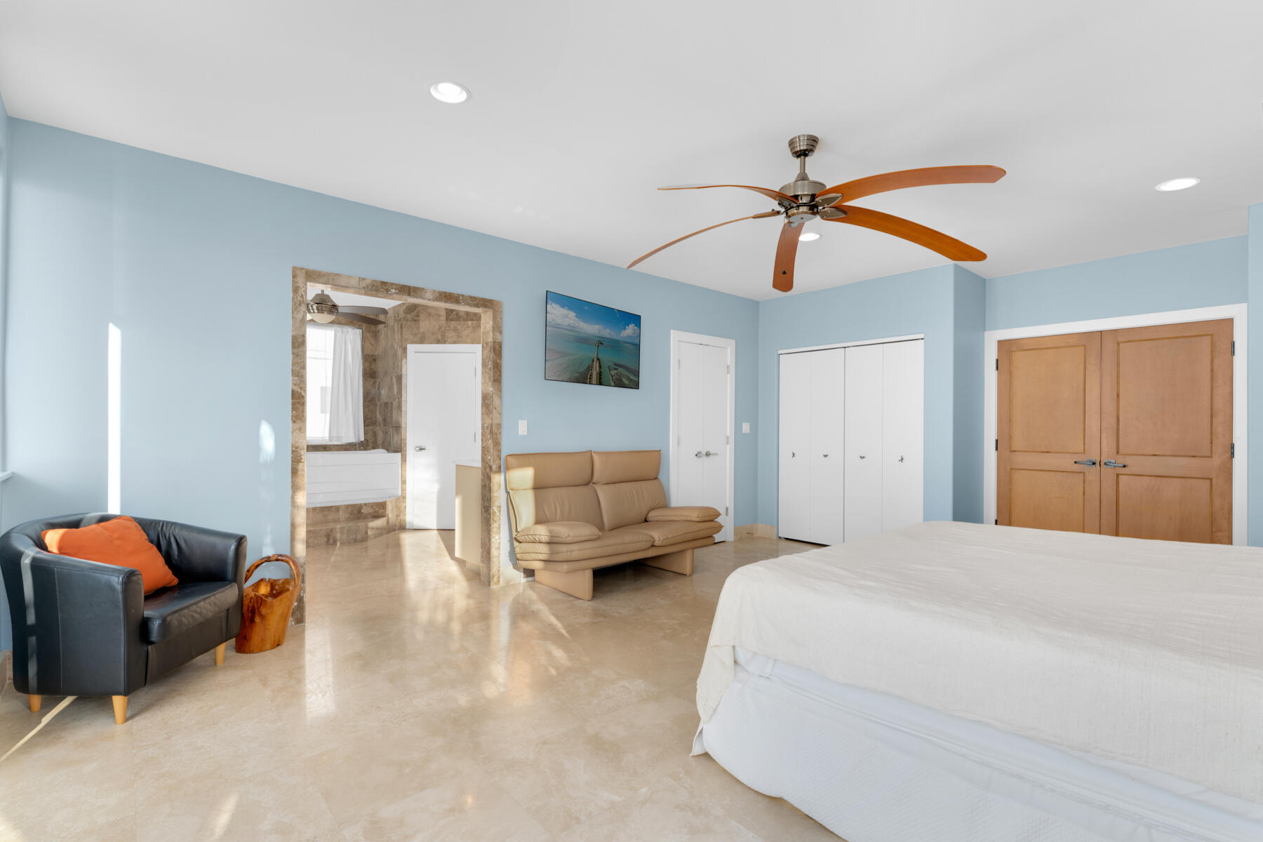 144 N Rolling Hill Road