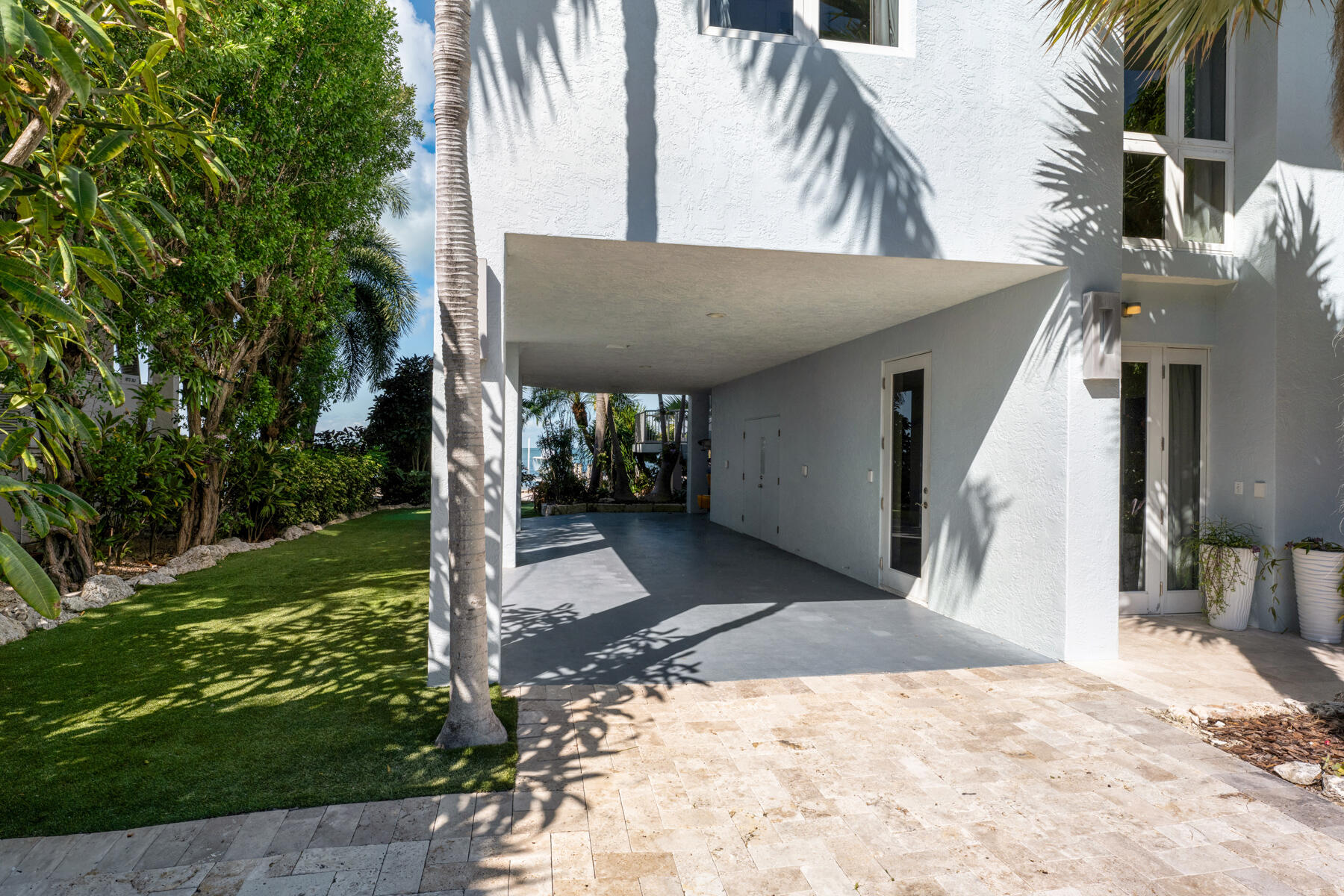 144 N Rolling Hill Road