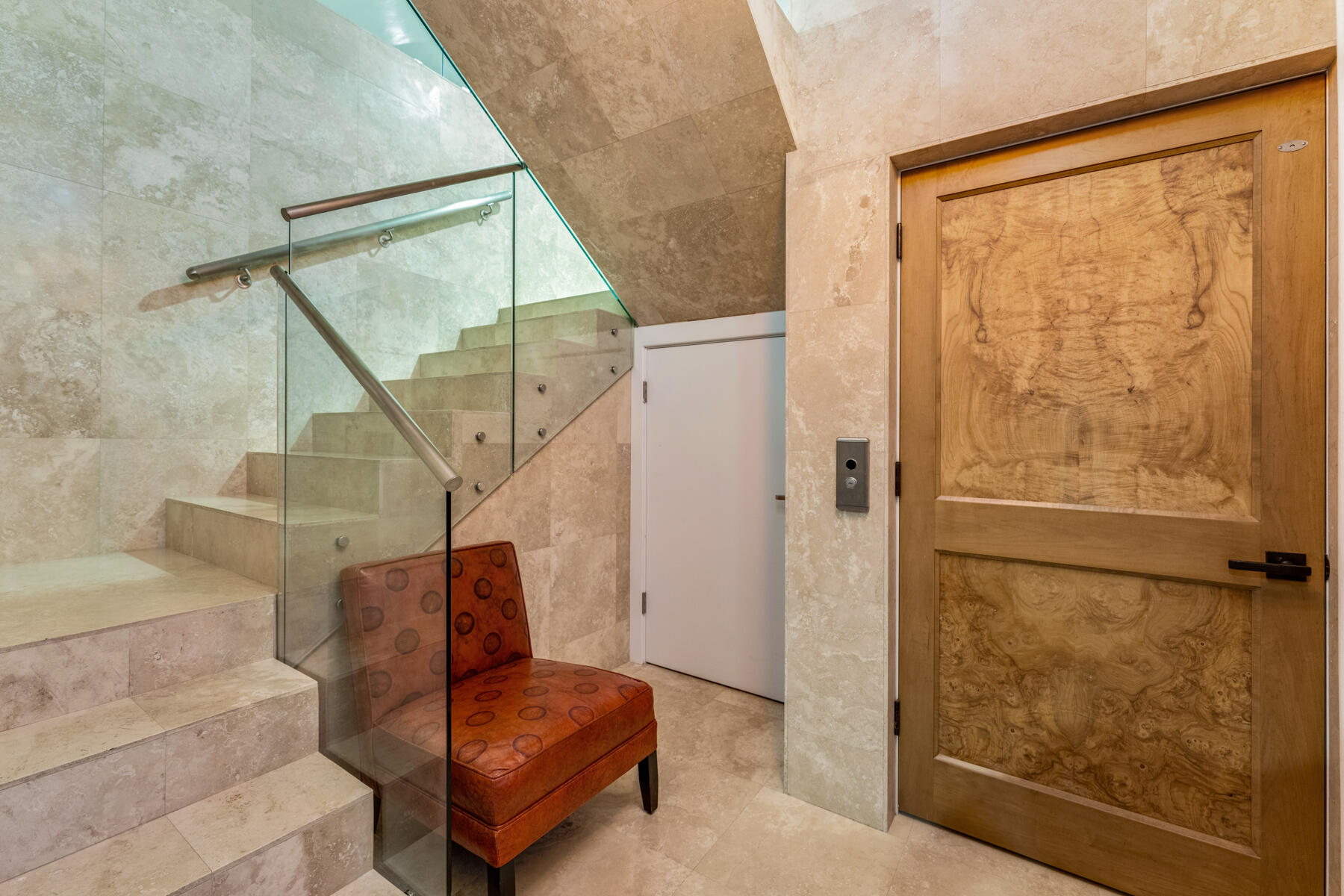 144 N Rolling Hill Road