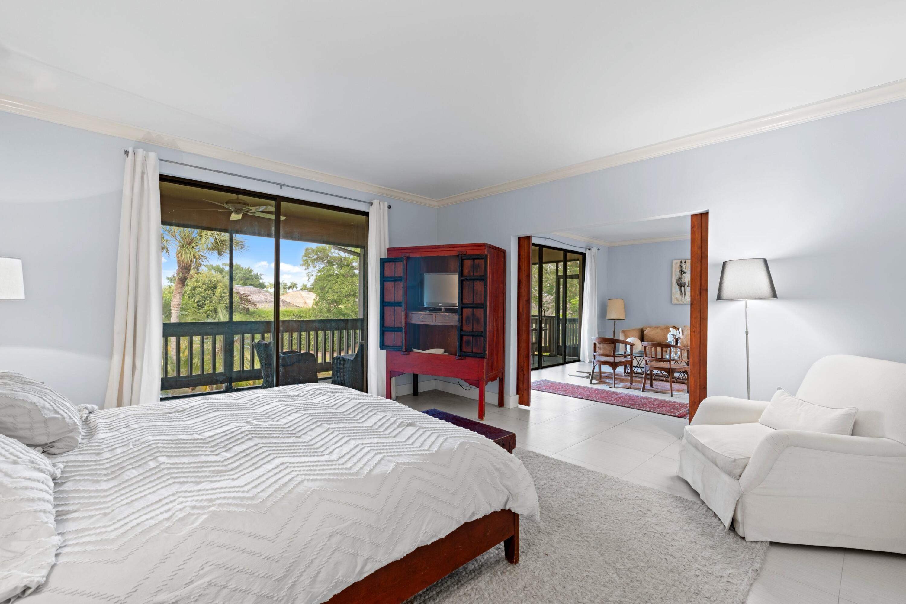 11830 Pebblewood Drive Unit: 202C