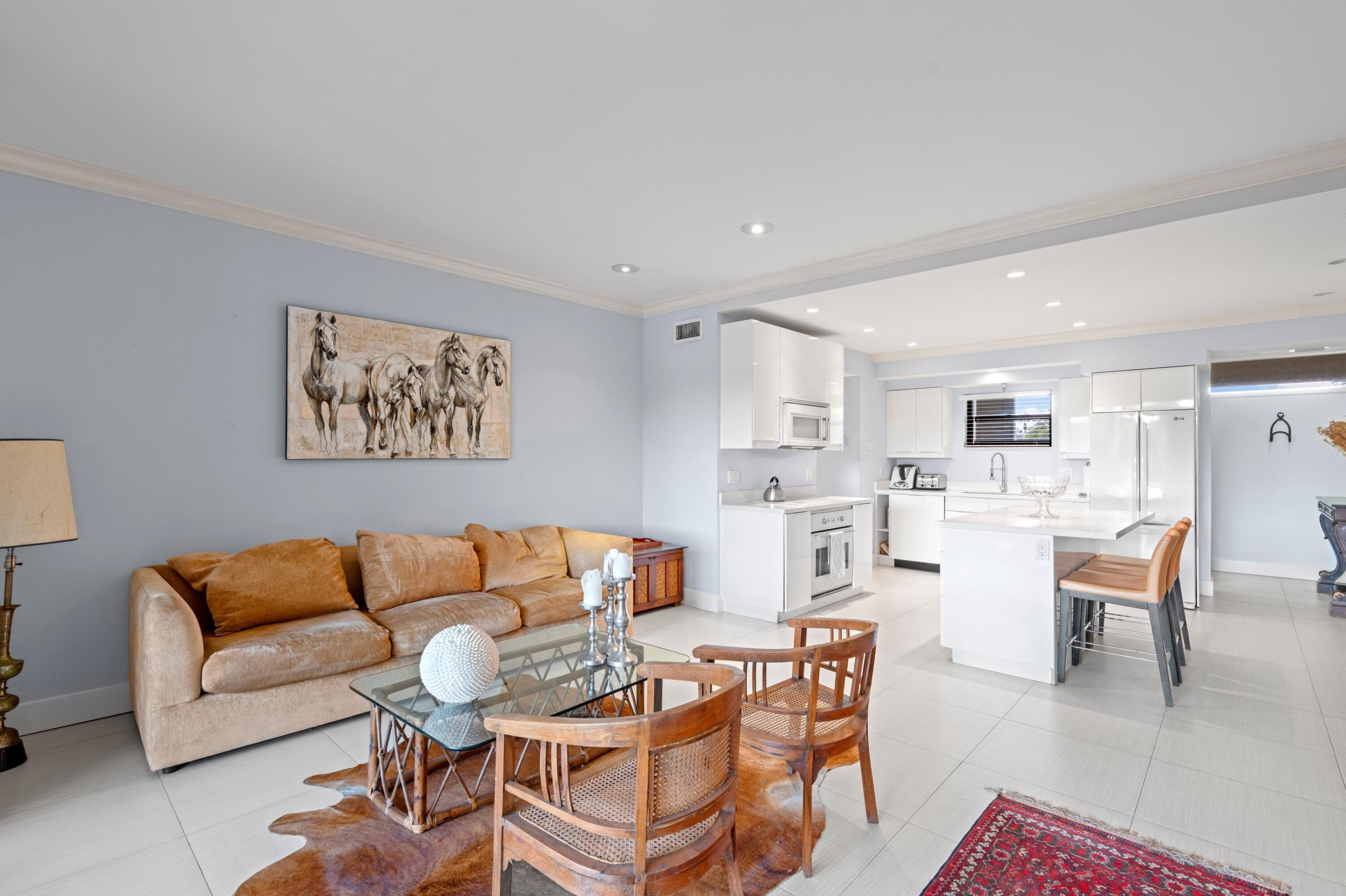 11830 Pebblewood Drive Unit: 202C