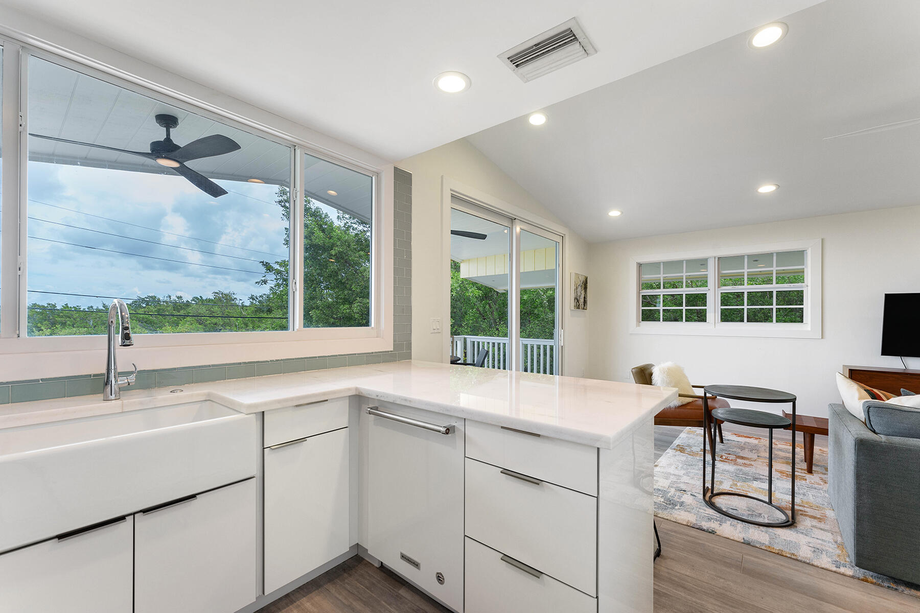 102 South Drive Drive