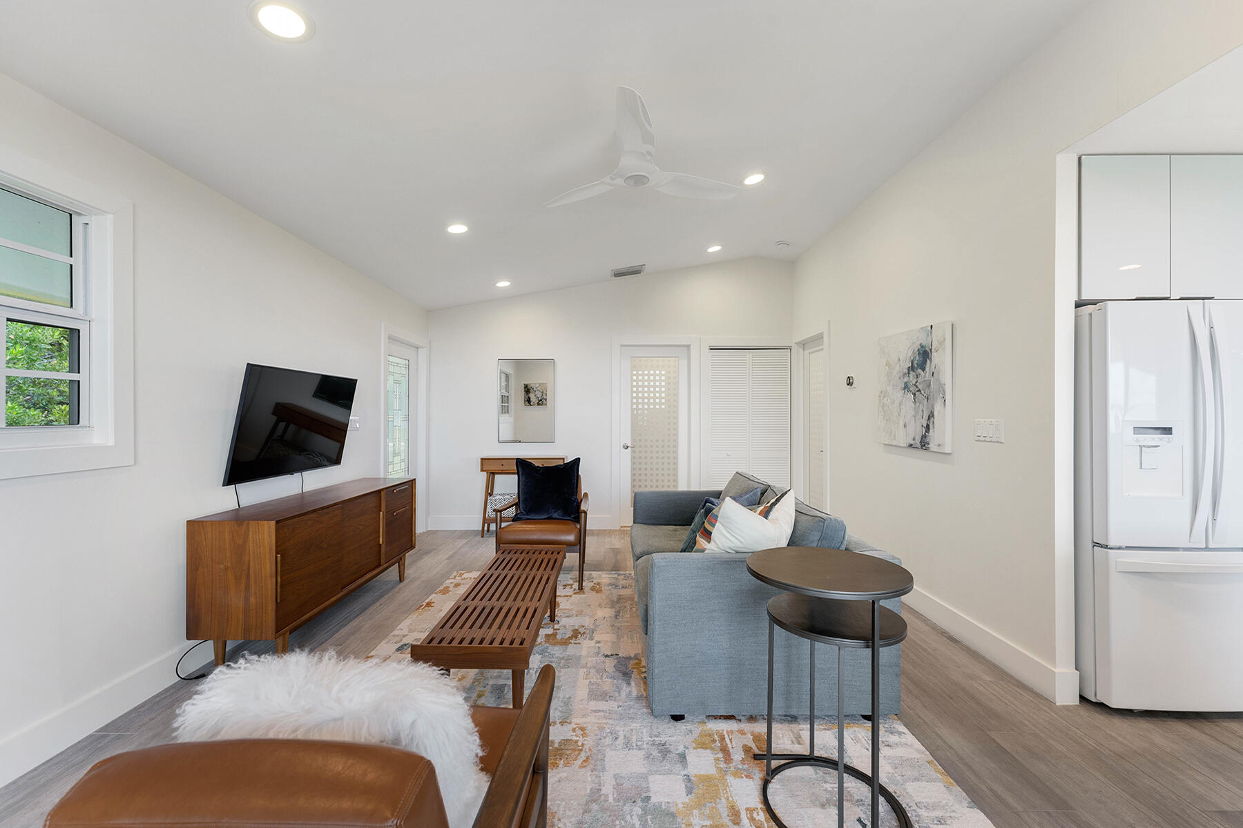 102 South Drive Drive