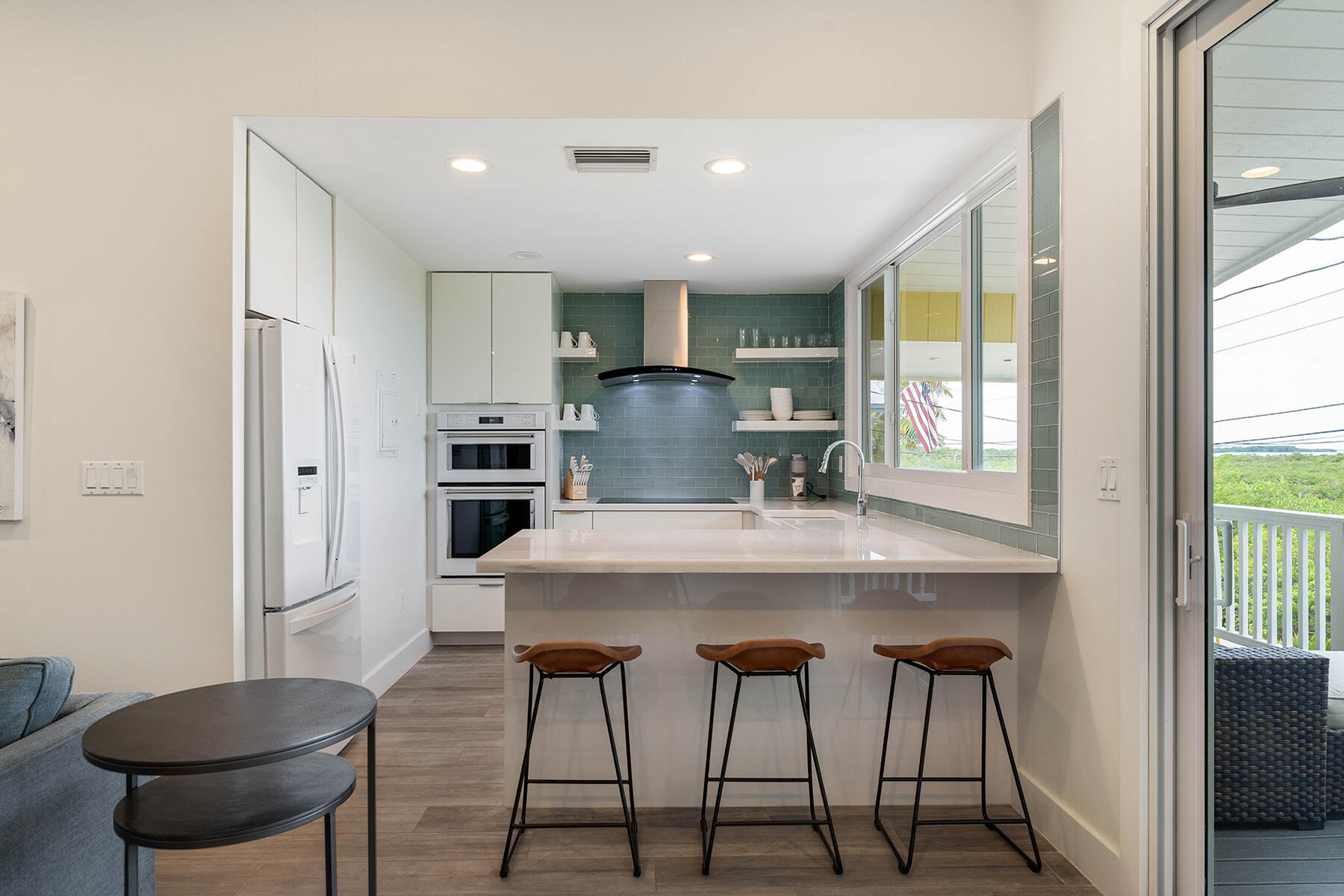 102 South Drive Drive