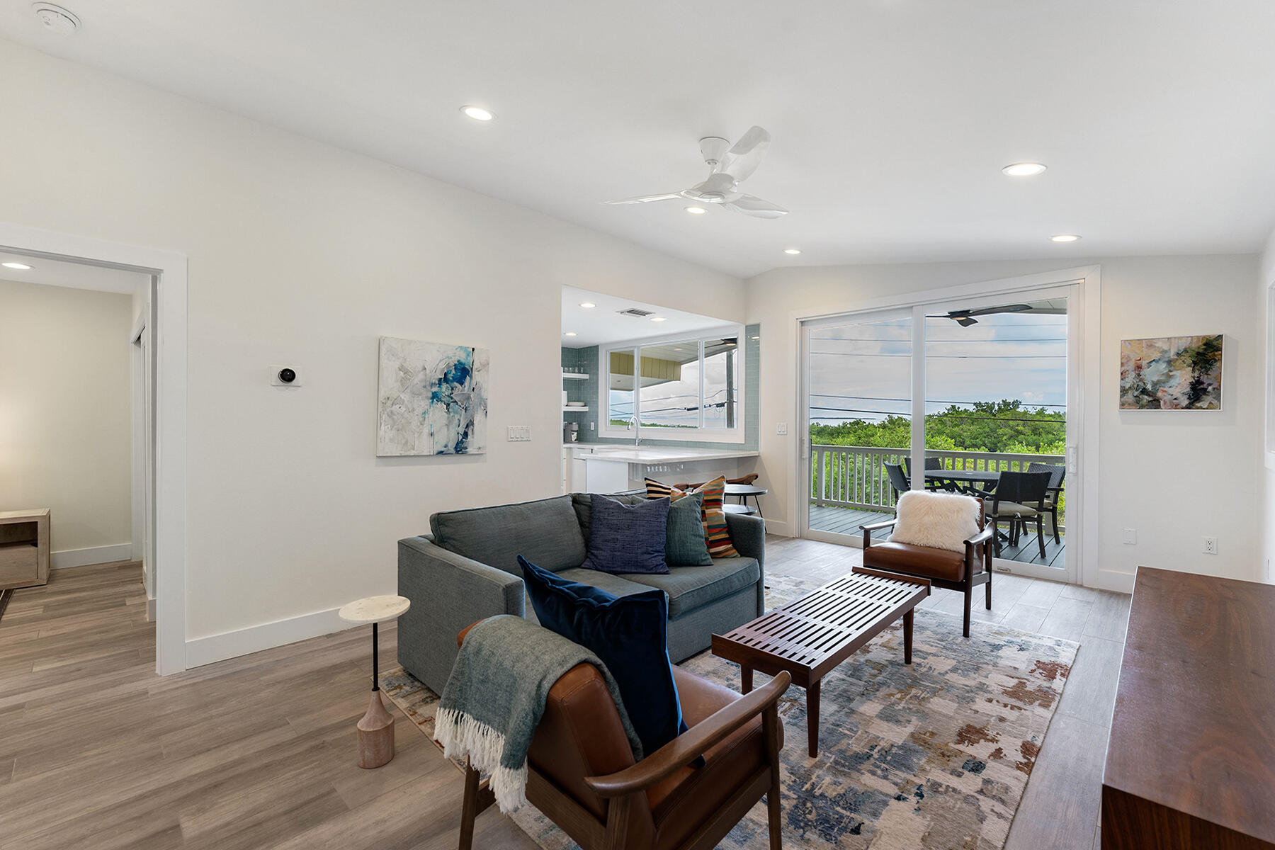 102 South Drive Drive