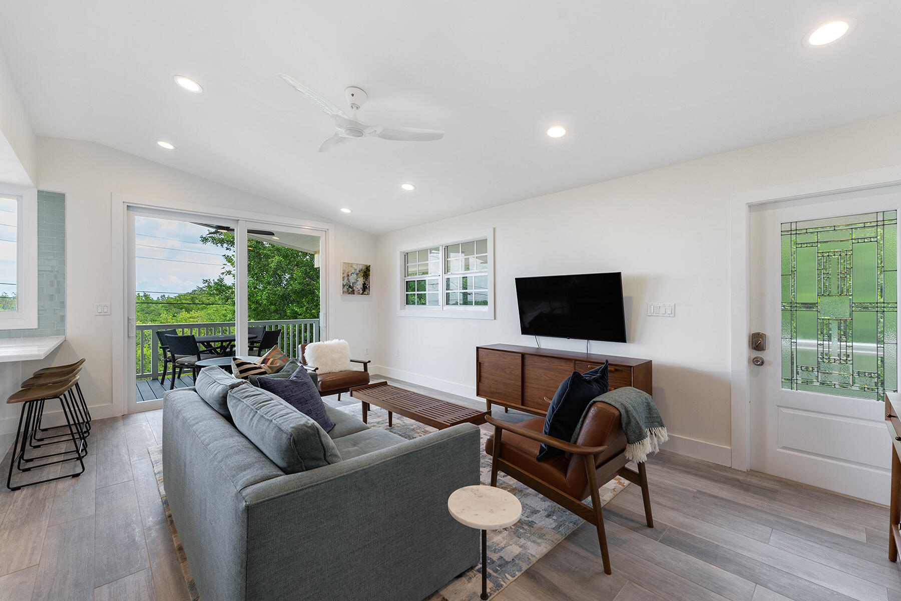 102 South Drive Drive