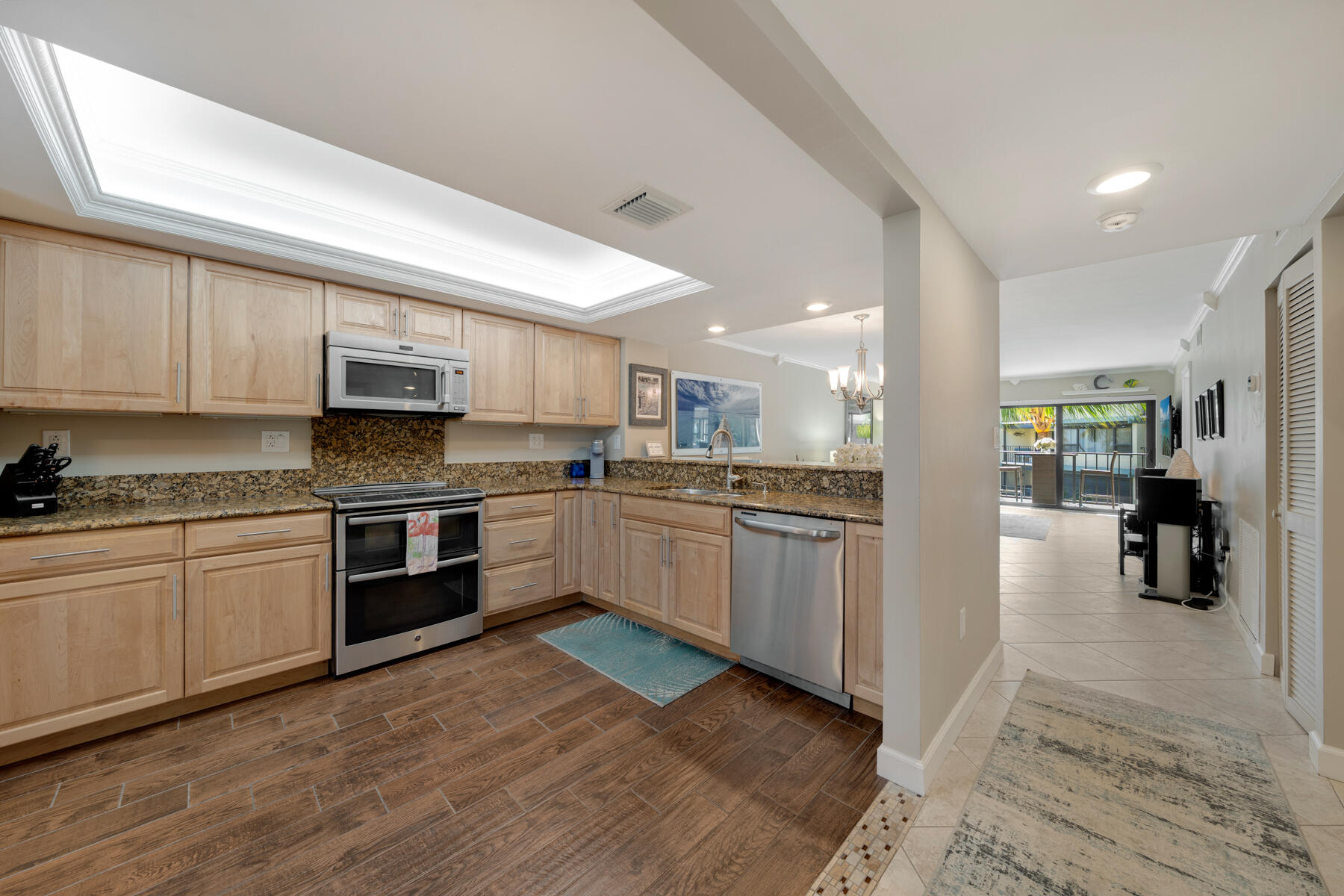 83201 Old Highway Unit: 301