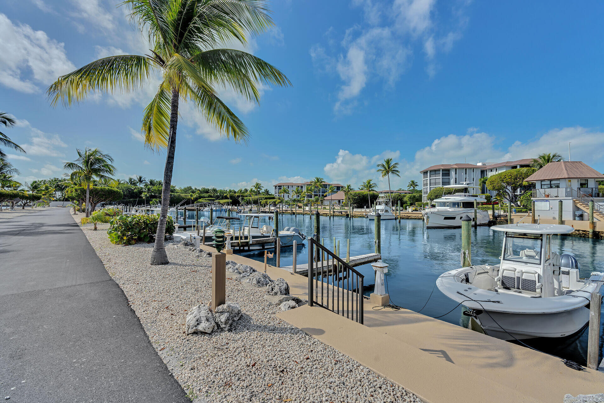 88181 Old Highway Unit: 4G