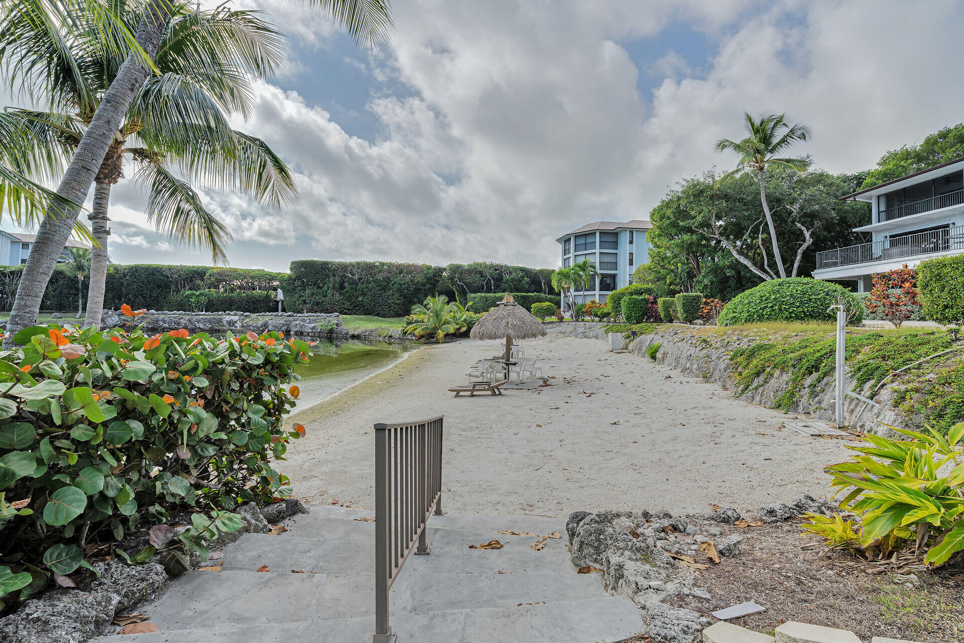 88181 Old Highway Unit: 4G