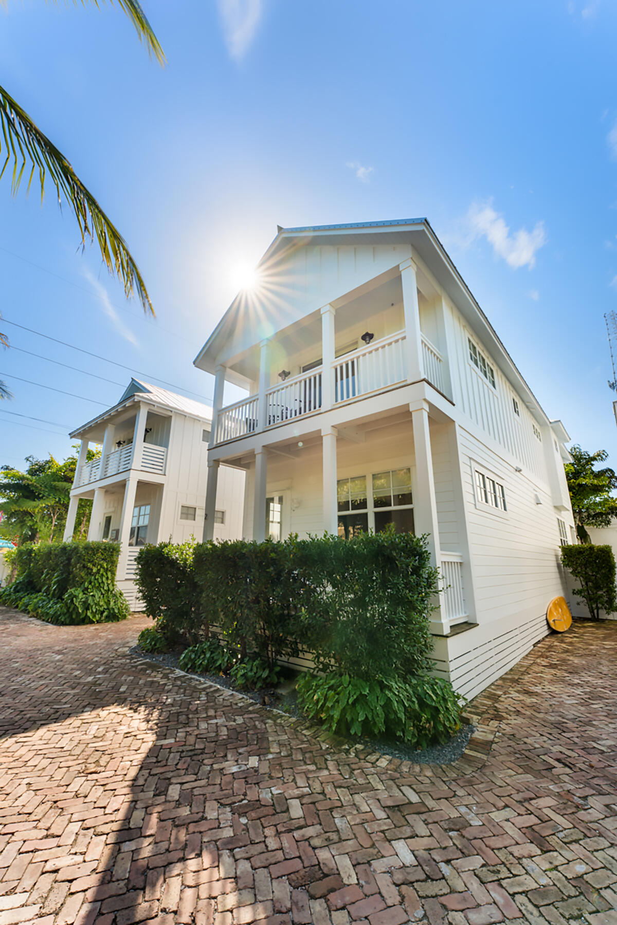 81906 Overseas Highway Unit: 2