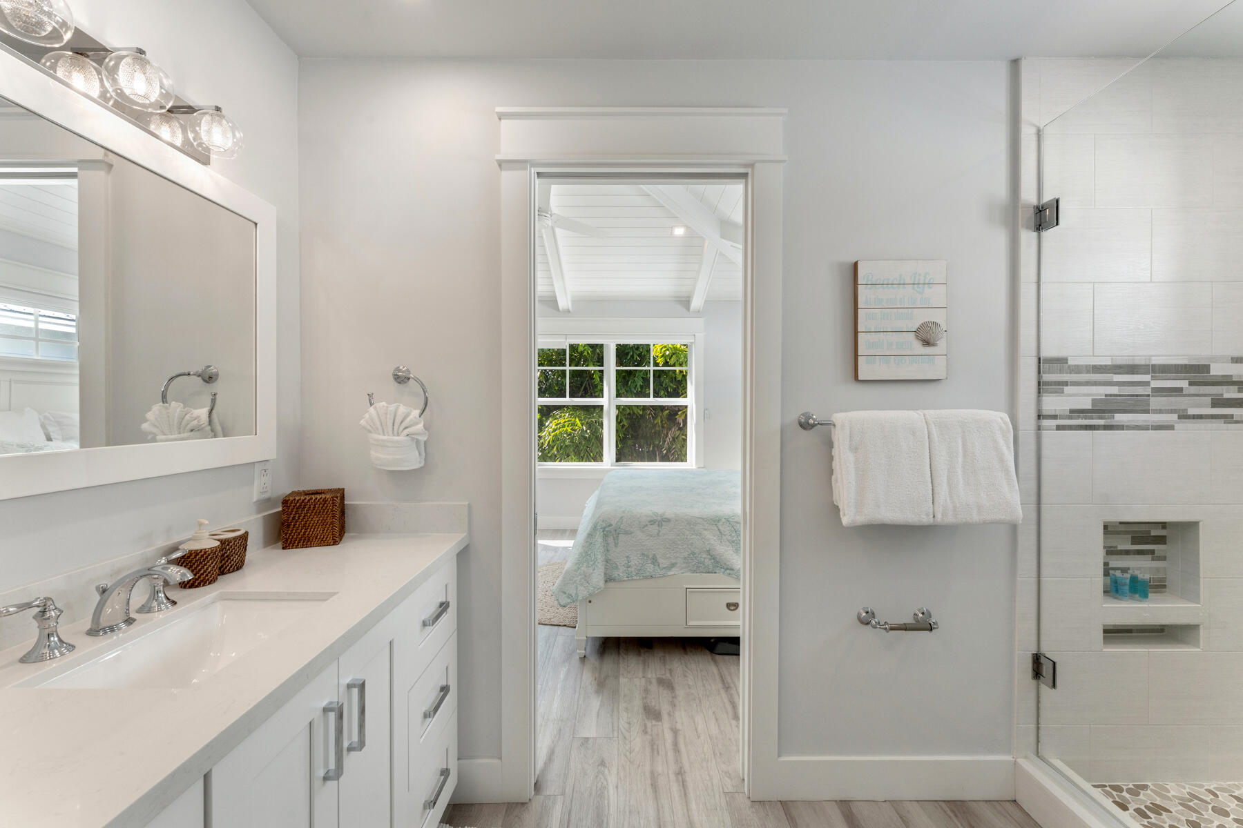 81906 Overseas Highway Unit: 2