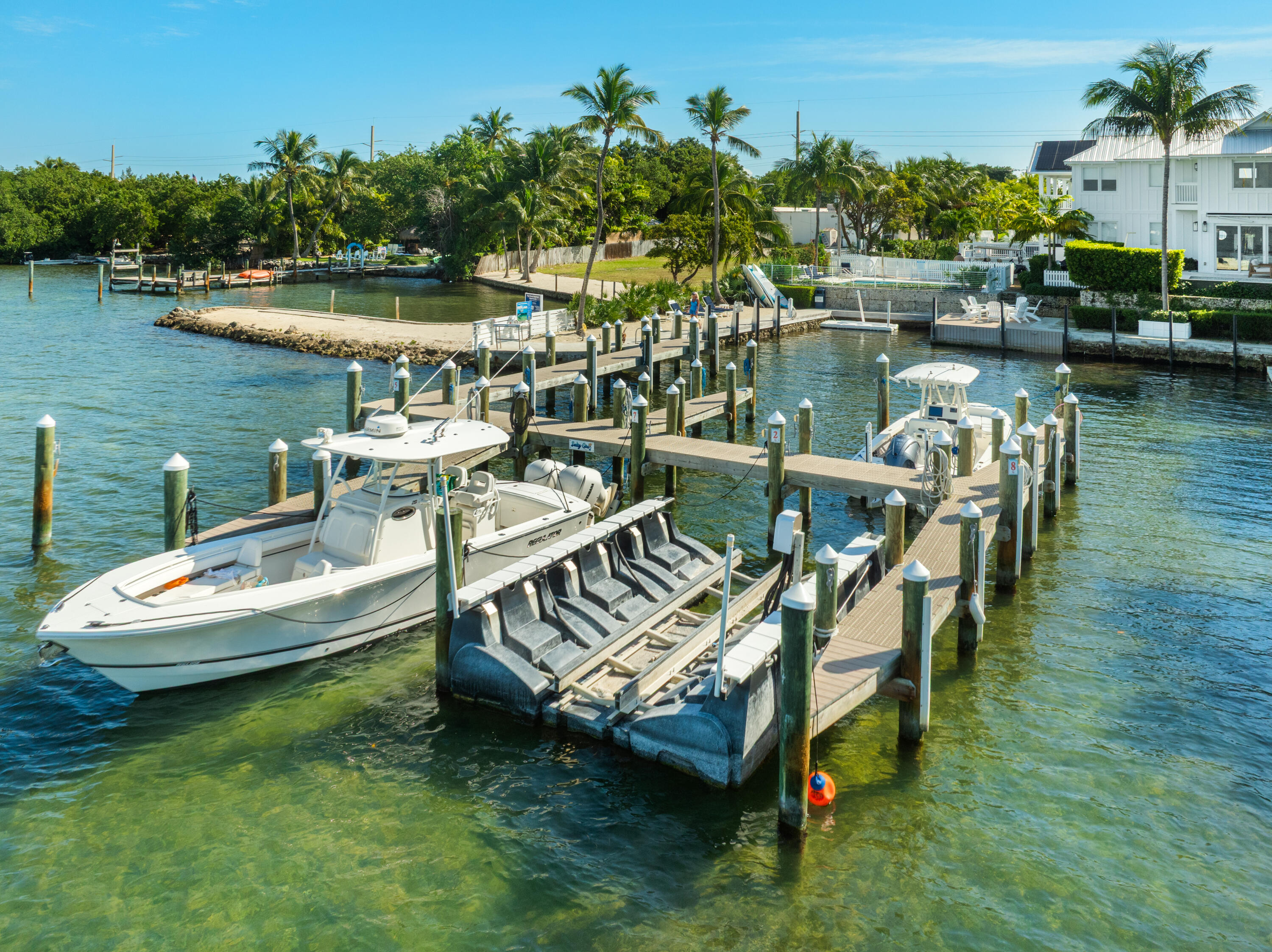 81906 Overseas Highway Unit: 2