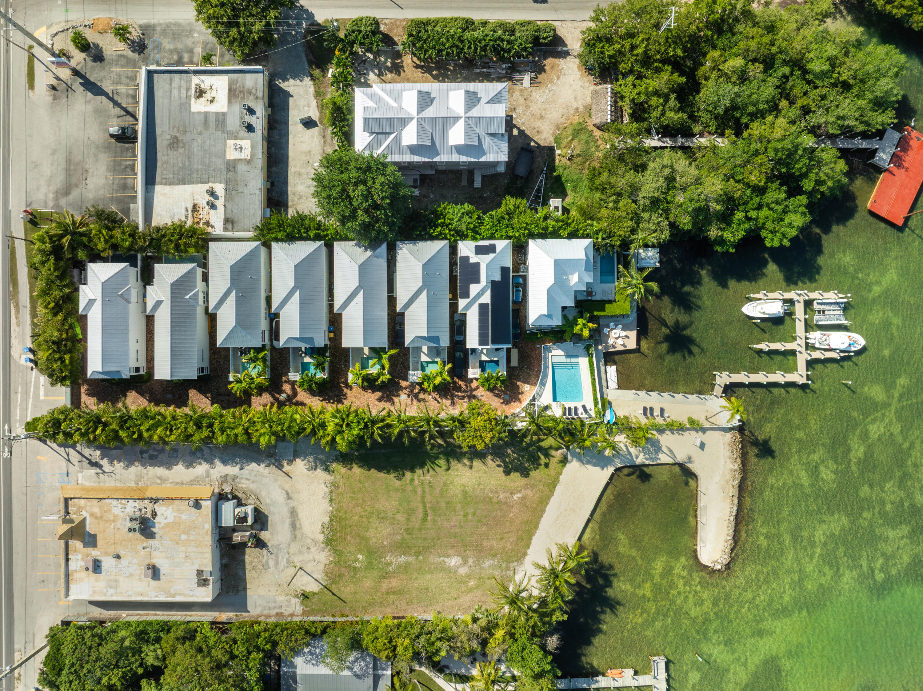 81906 Overseas Highway Unit: 2