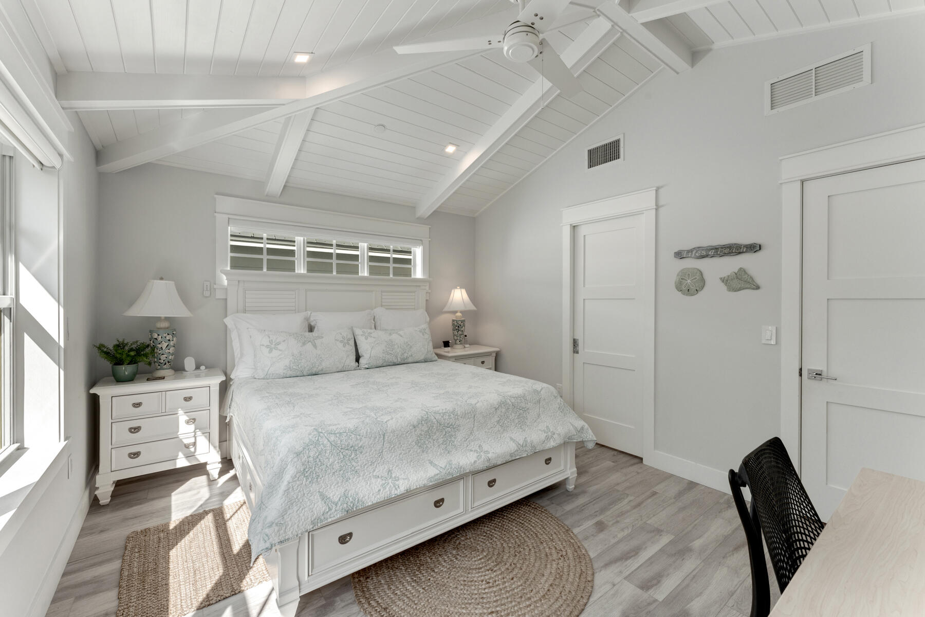 81906 Overseas Highway Unit: 2