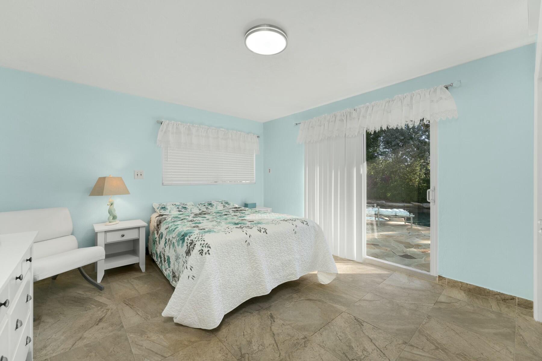 182 Bayview Drive