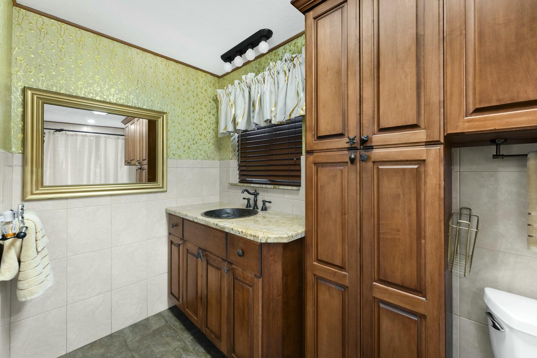 182 Bayview Drive