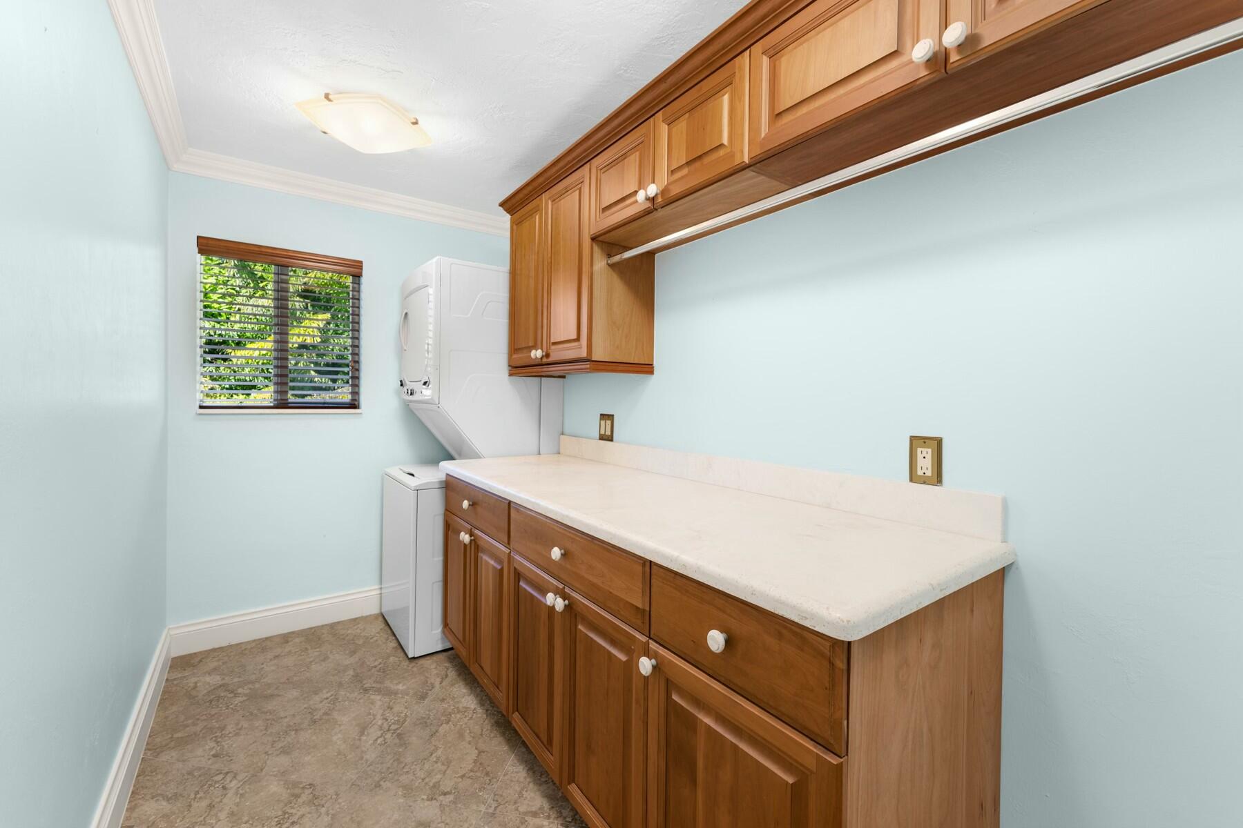 182 Bayview Drive