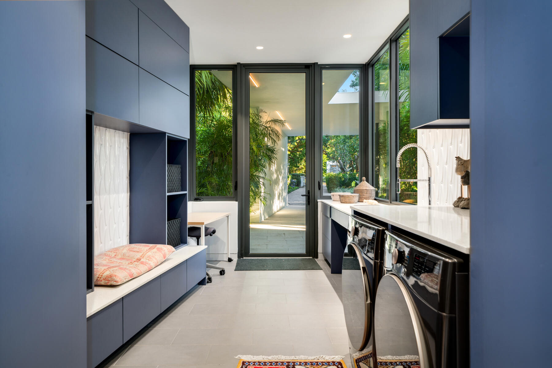 19 Avacado Street