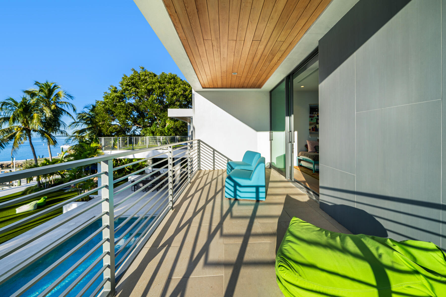 19 Avacado Street
