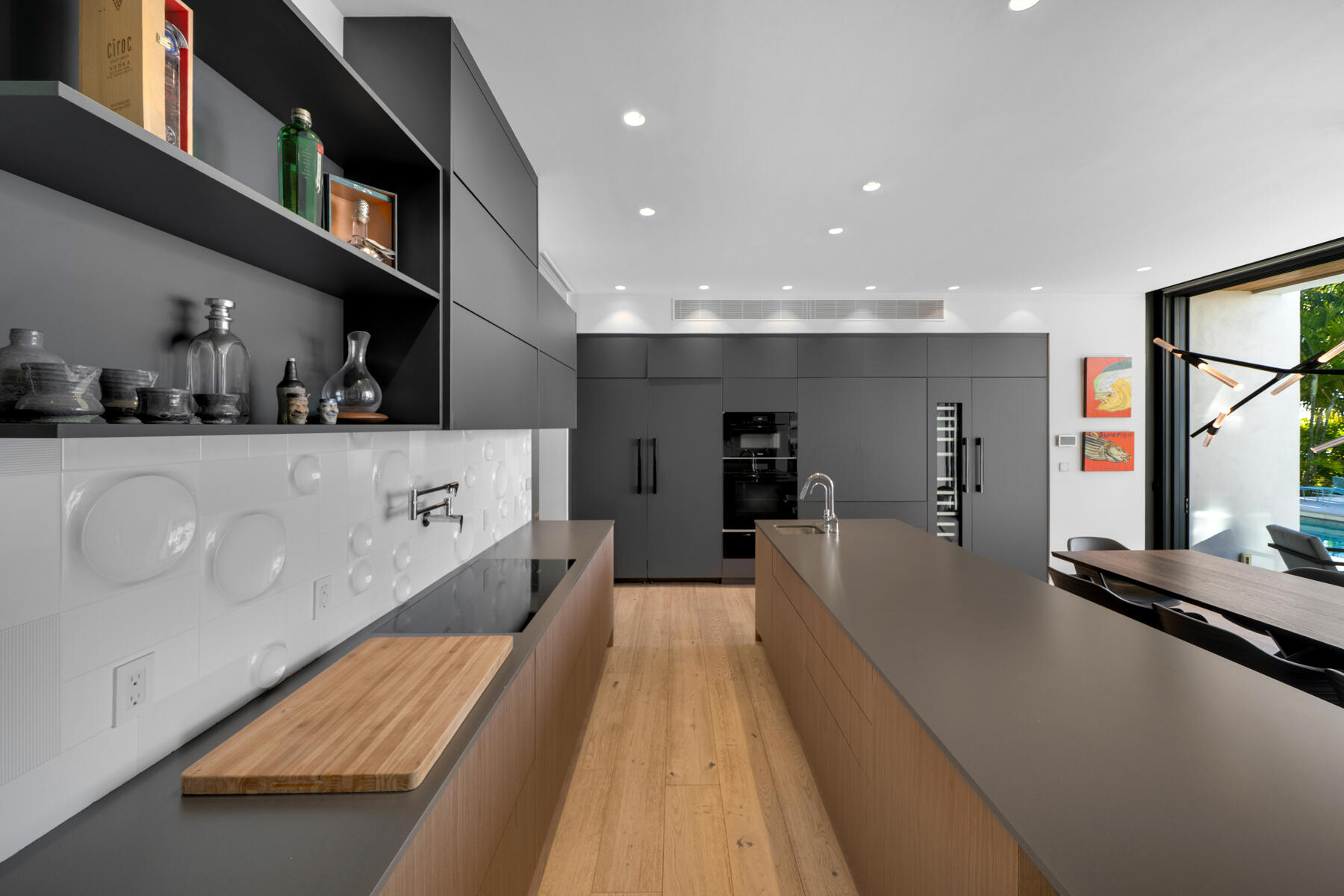 19 Avacado Street
