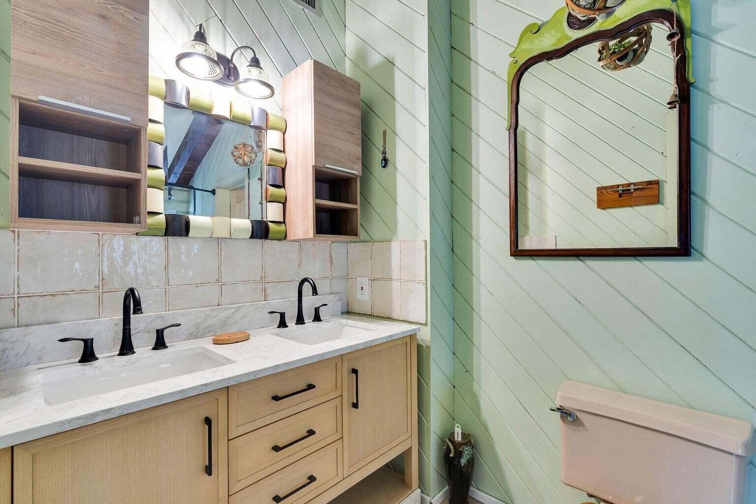 22542 Jolly Roger Drive