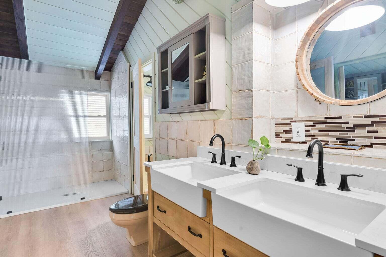 22542 Jolly Roger Drive