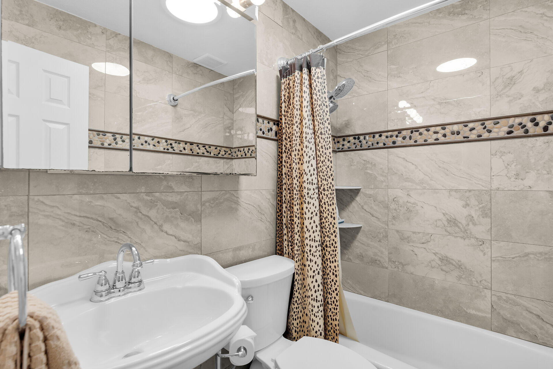 668 & 670 89Th Street Ocean