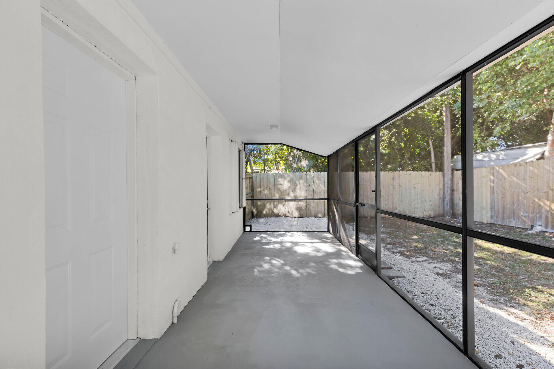 82207 Old Highway