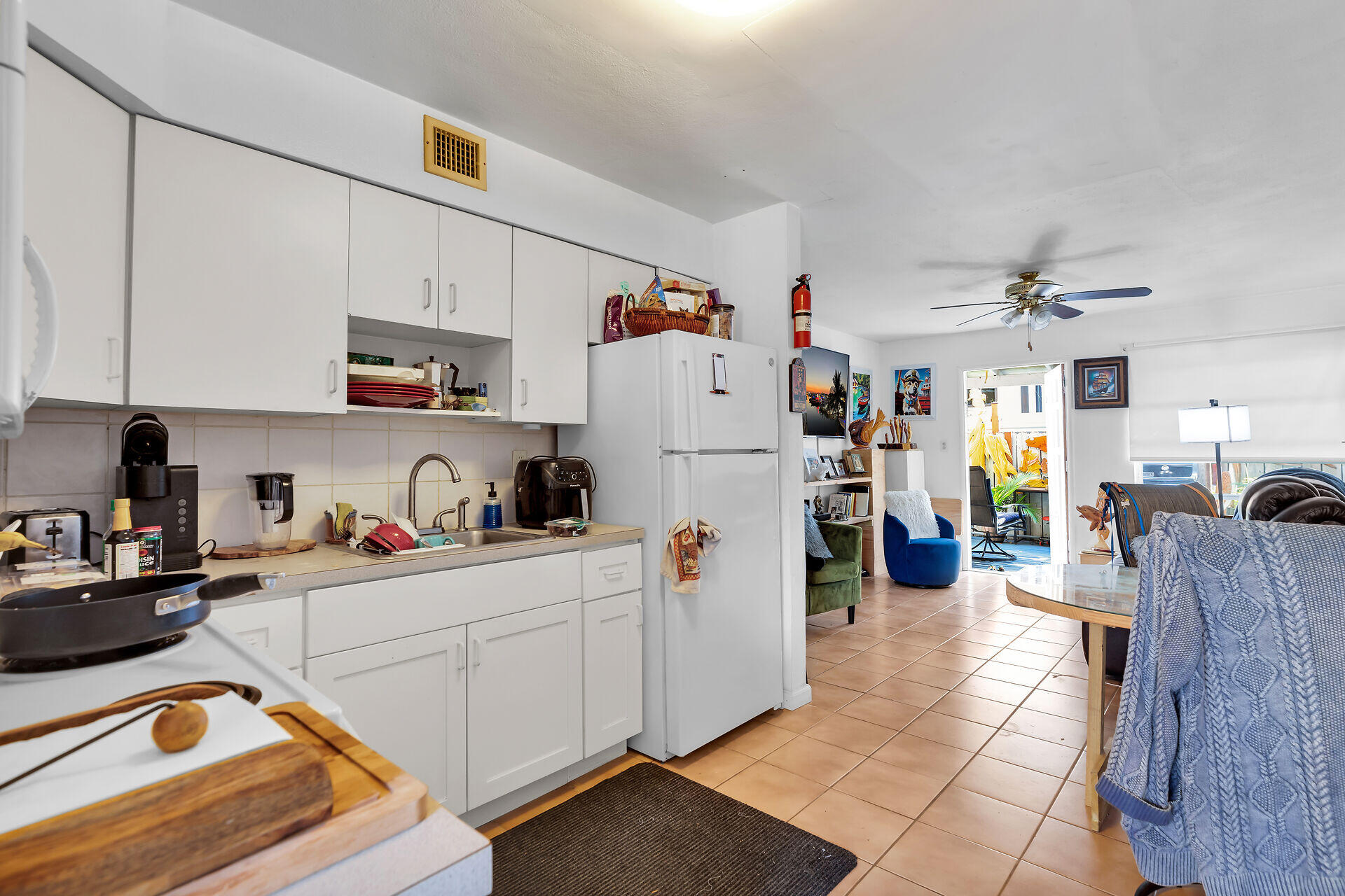 1614 Dennis Street