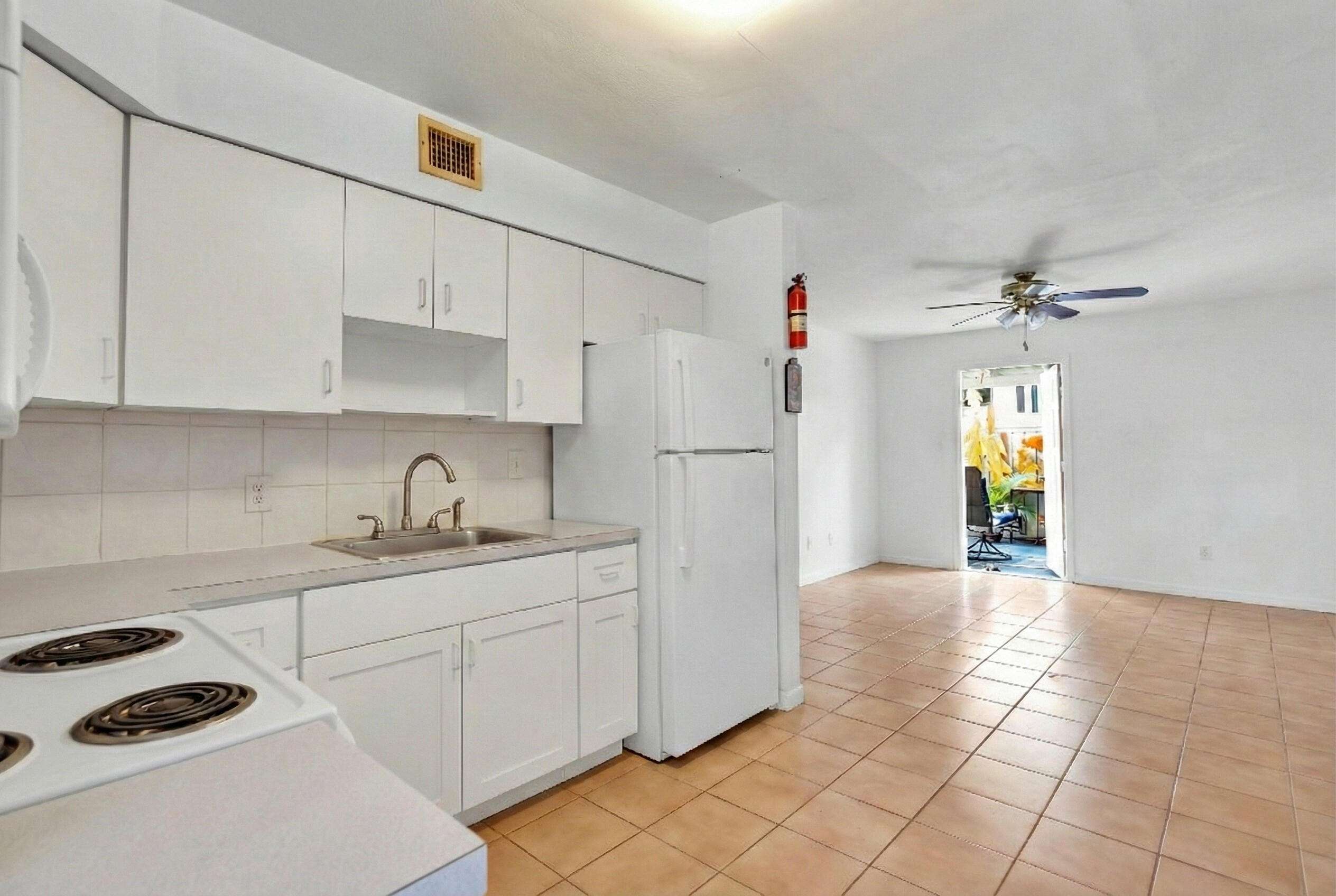 1614 Dennis Street