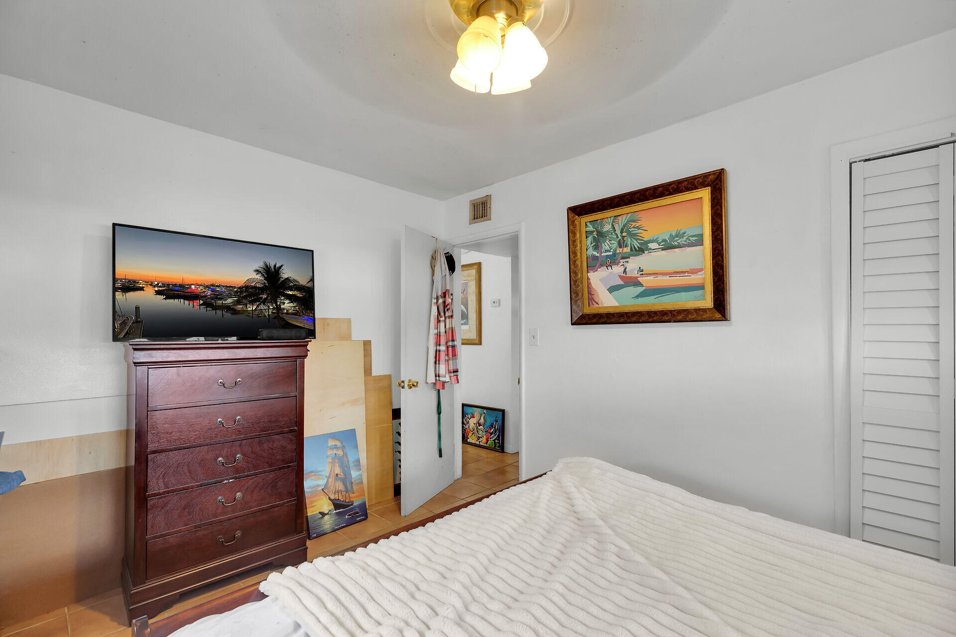 1614 Dennis Street