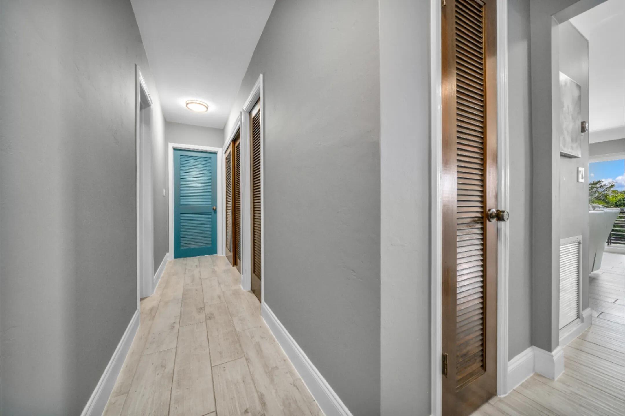 247 W Seaview Circle