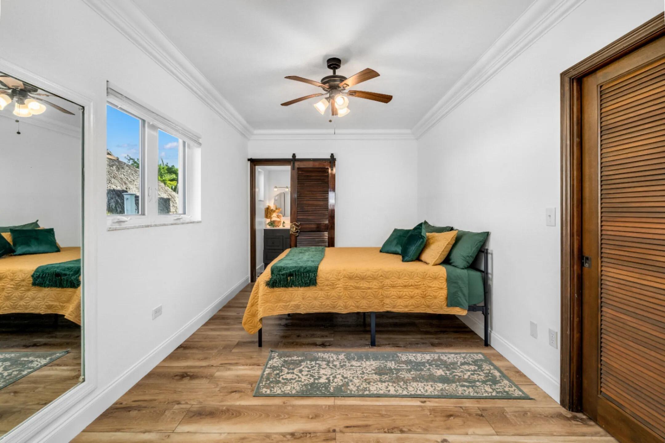 247 W Seaview Circle