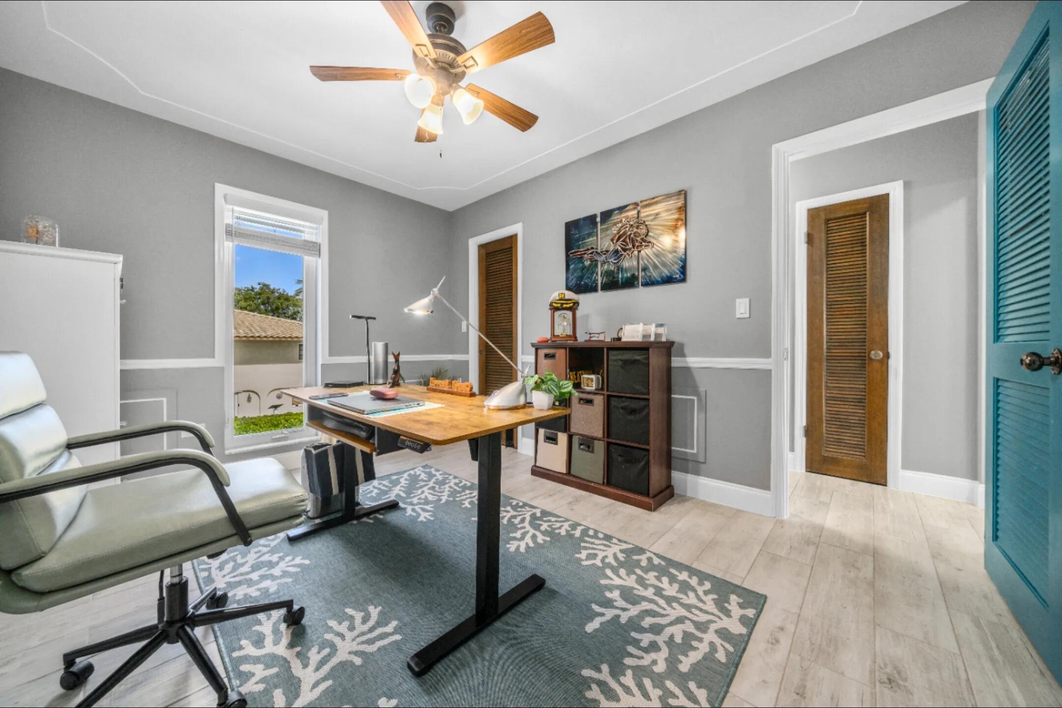 247 W Seaview Circle