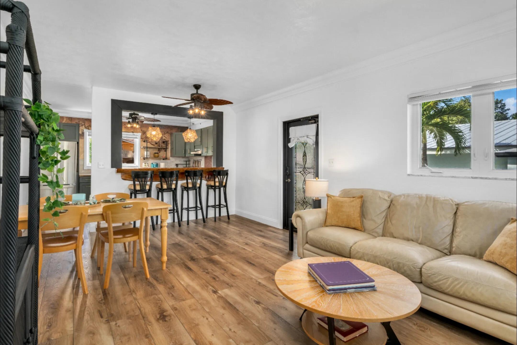 247 W Seaview Circle