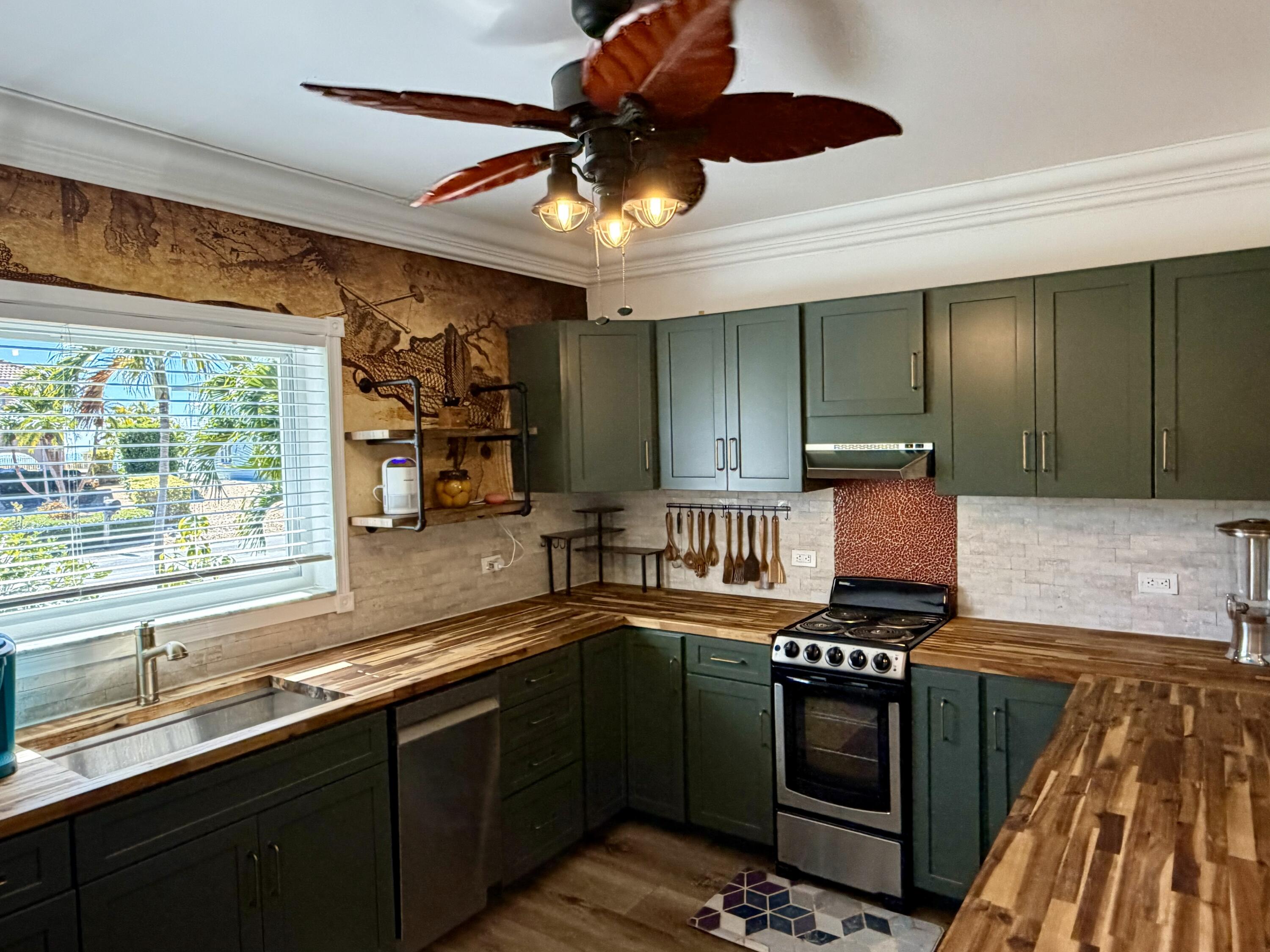 247 W Seaview Circle