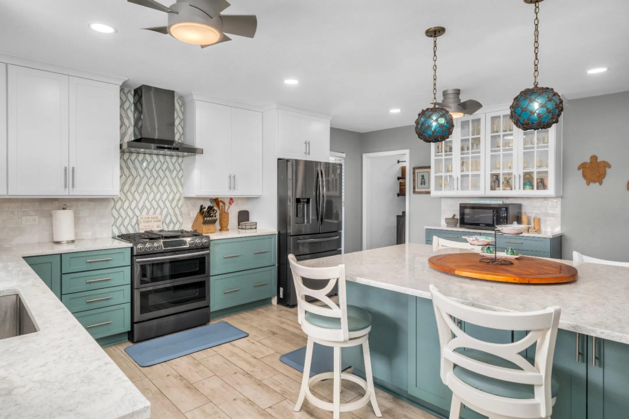 247 W Seaview Circle
