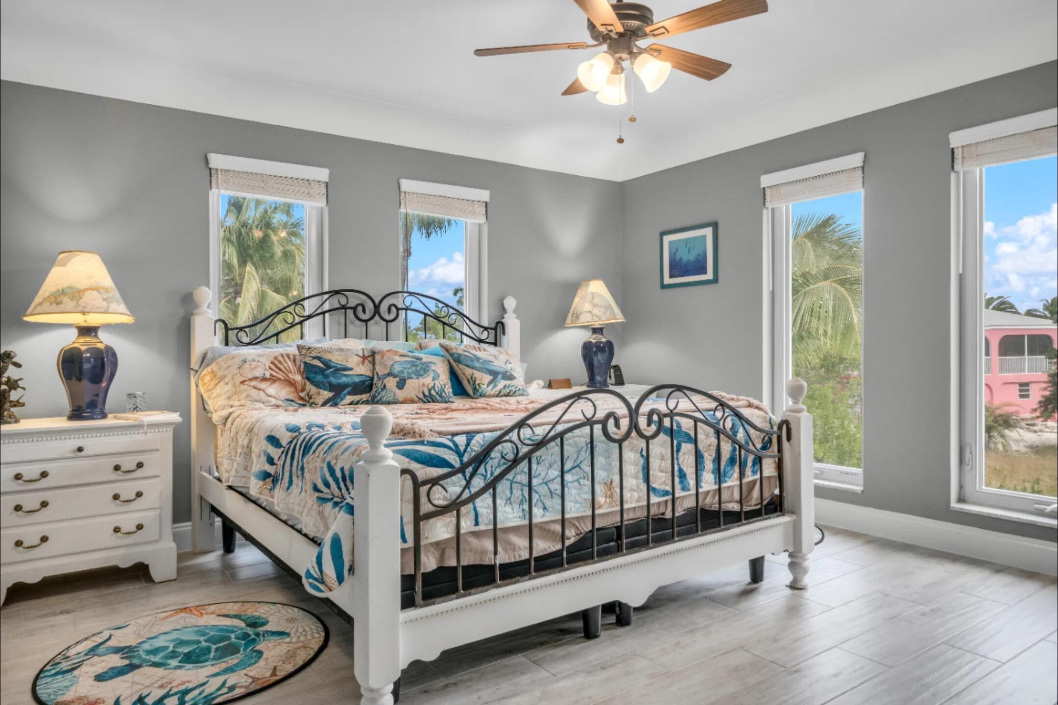 247 W Seaview Circle