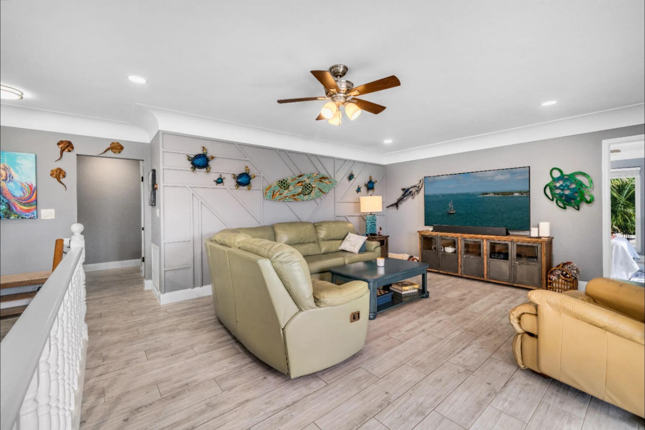 247 W Seaview Circle