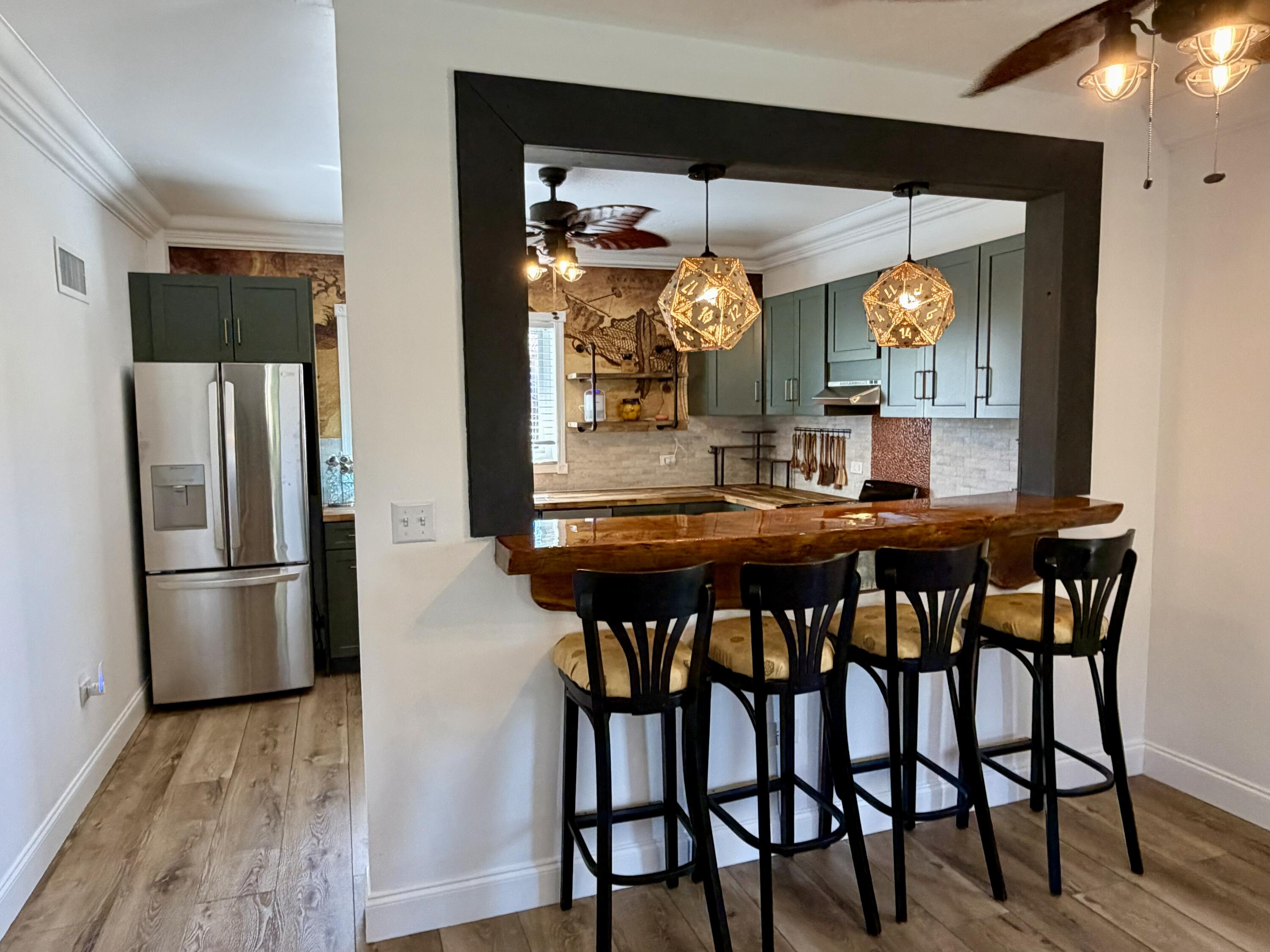 247 W Seaview Circle