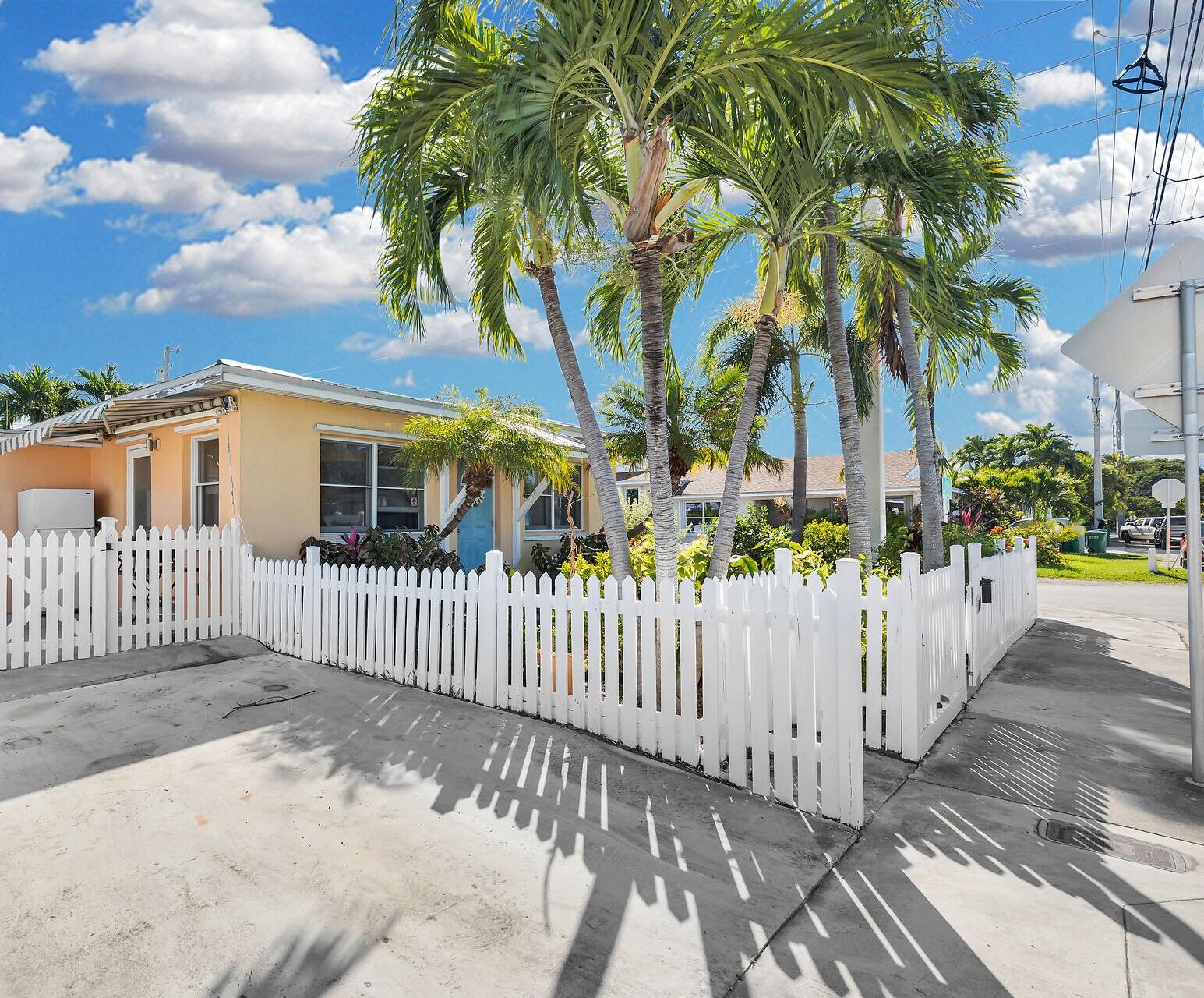 1417 8Th Street