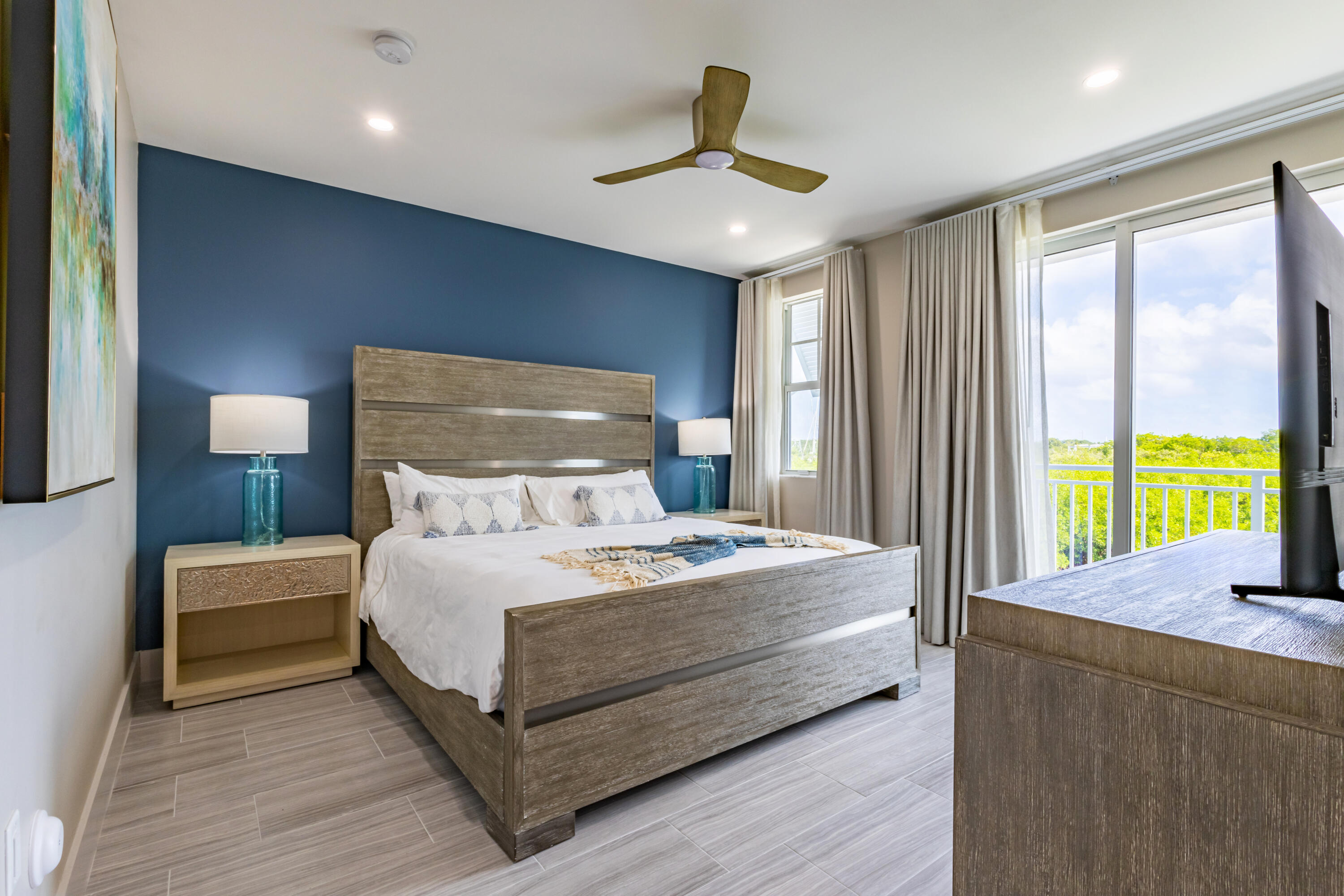 48 E Playa Largo Boulevard