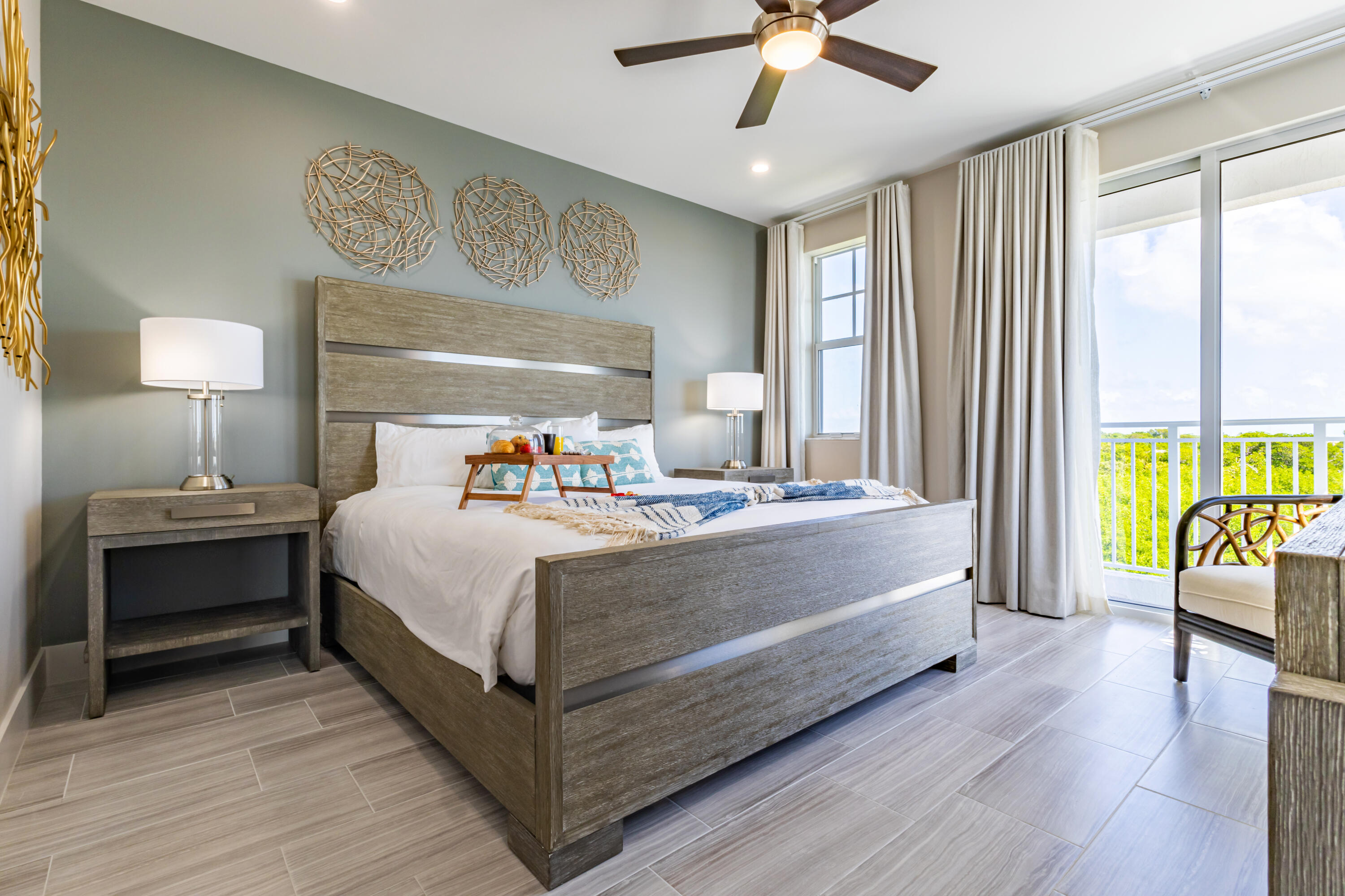 48 E Playa Largo Boulevard