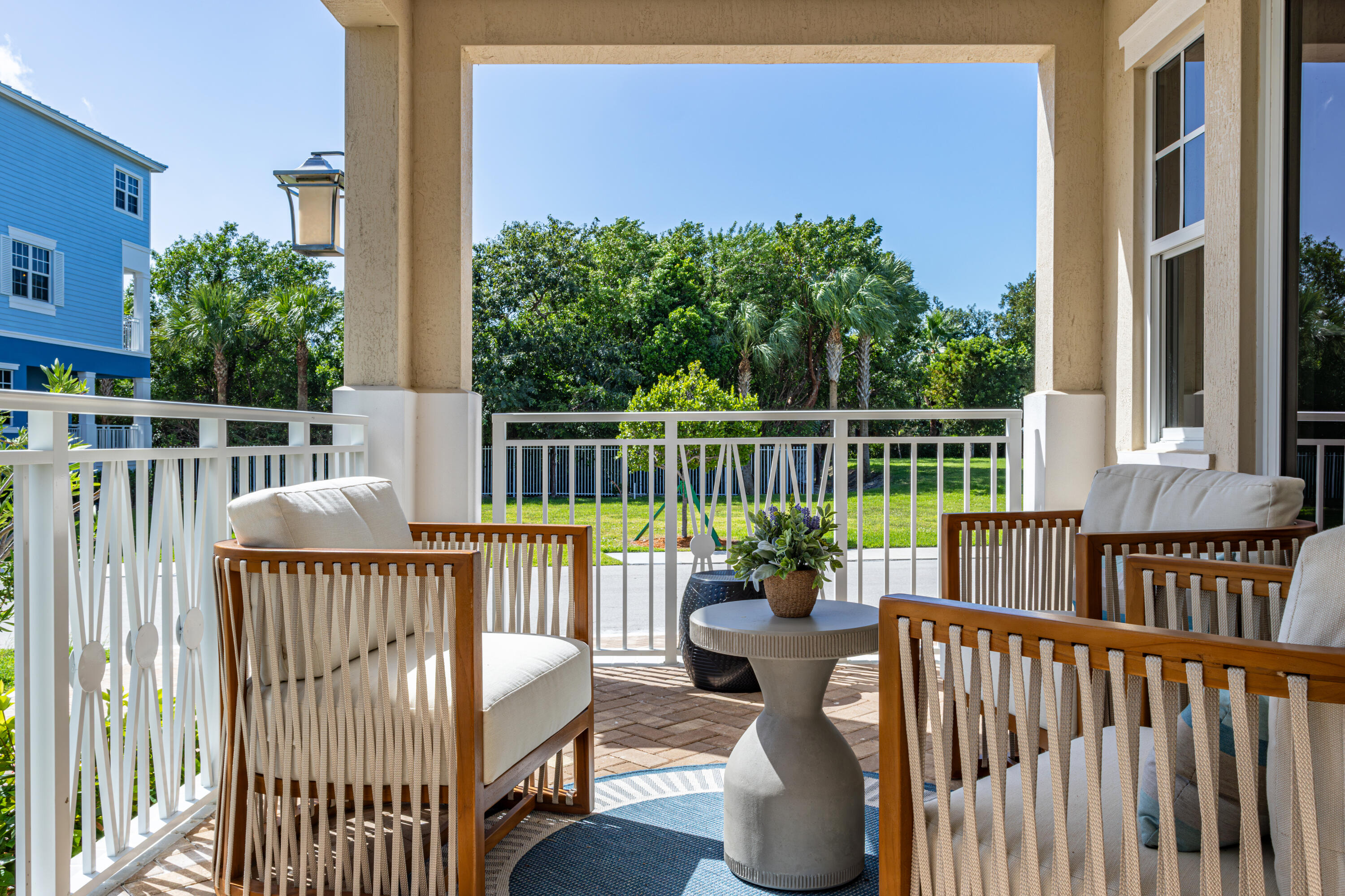 25 E Playa Largo Boulevard