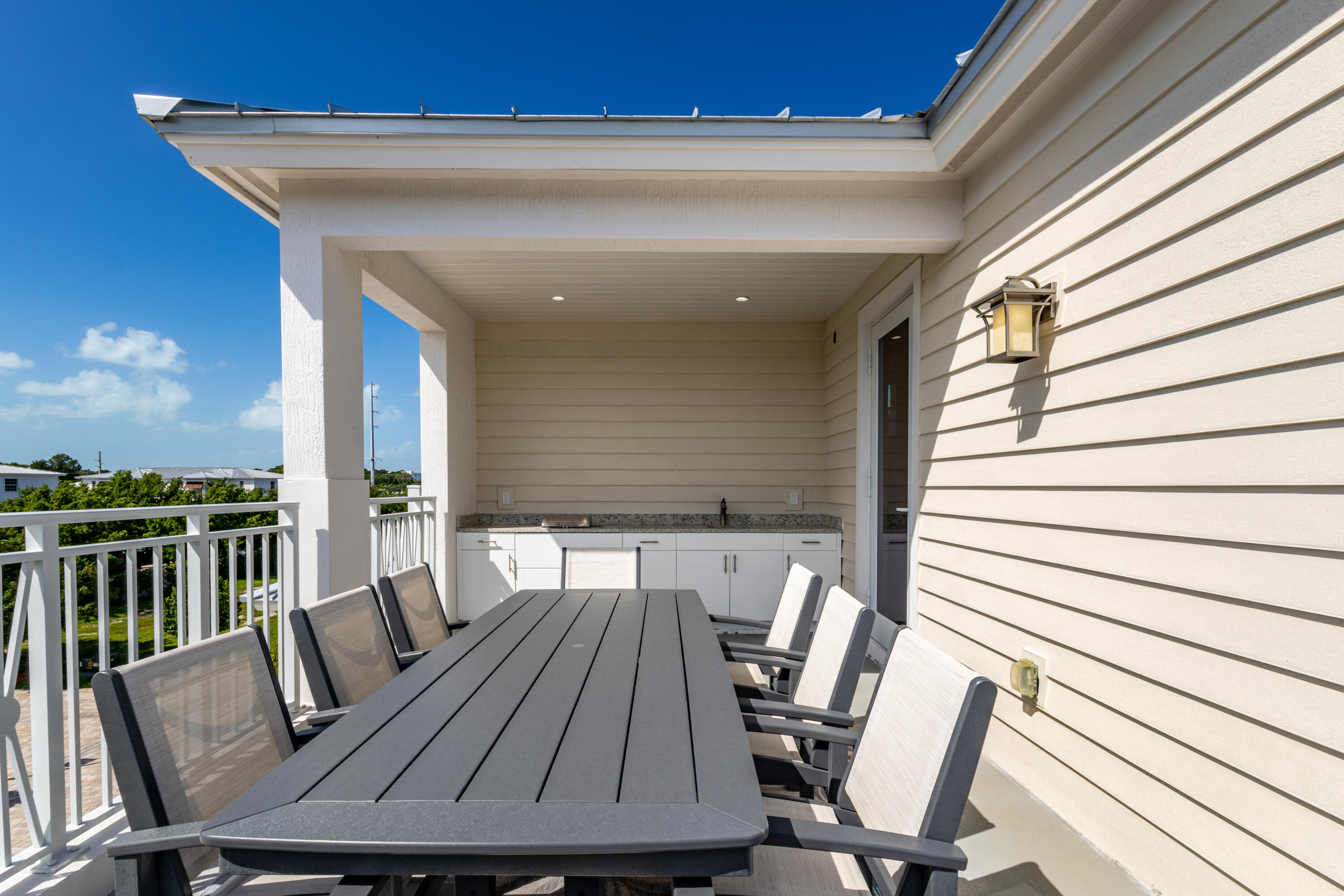 25 E Playa Largo Boulevard