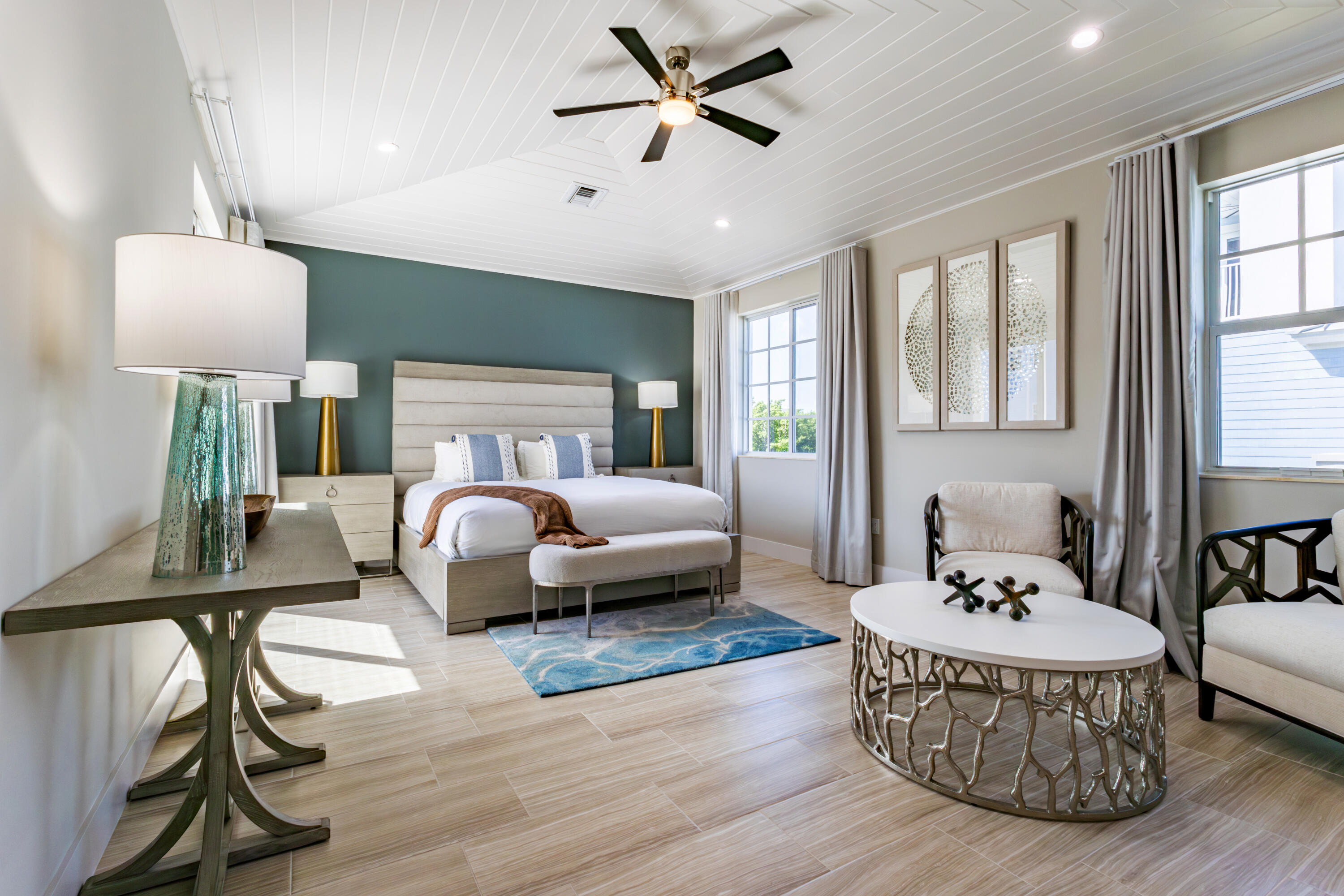 25 E Playa Largo Boulevard