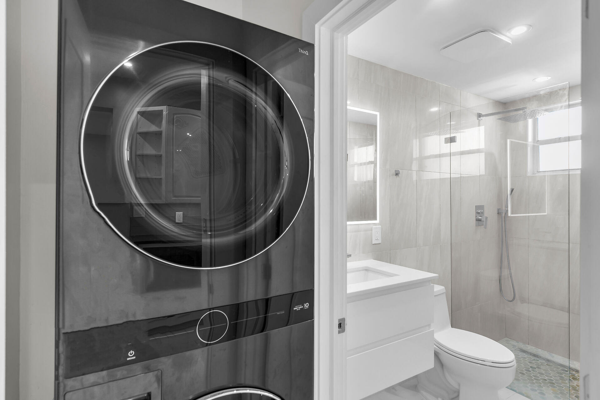 1209 Truman Avenue Unit: 2